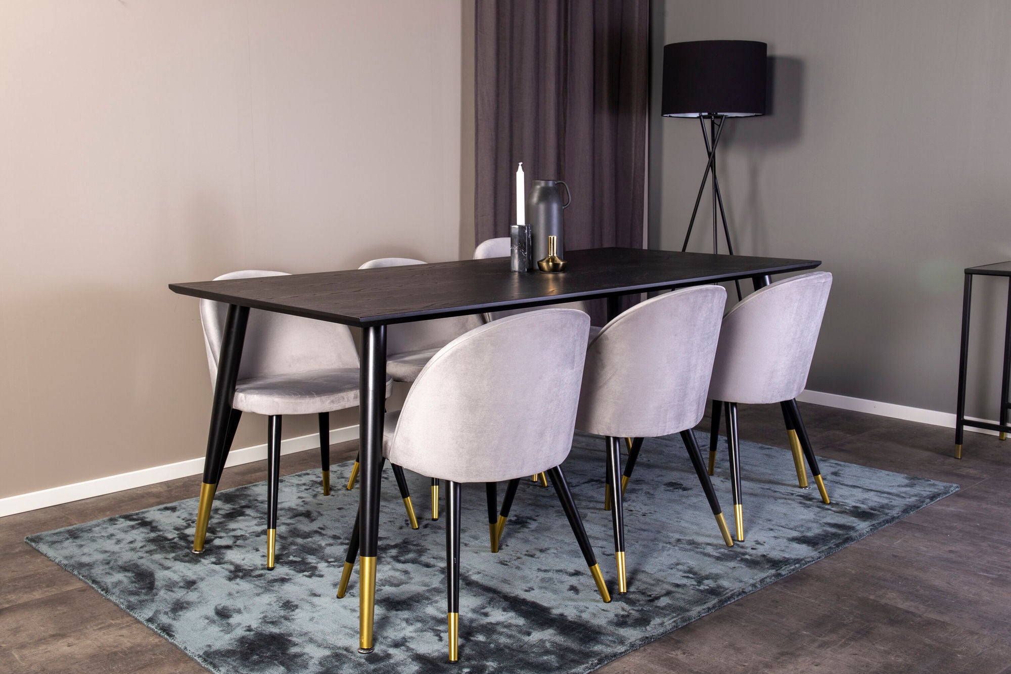 Venture Home Dipp spisebord - 180*90cm - Black Veneer / black legs w brass dipp +Velvet Ma