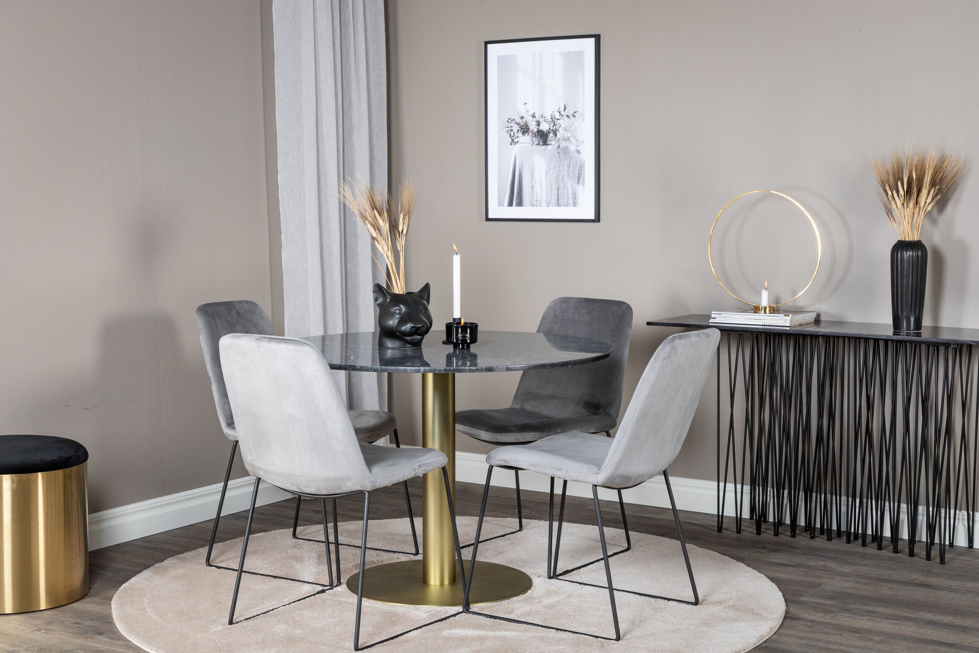 Venture Home Estelle rund spisebord ø106 H75 - Black / Brass+Muce Spisebordsstol - Black Legs - Grey Velvet_4