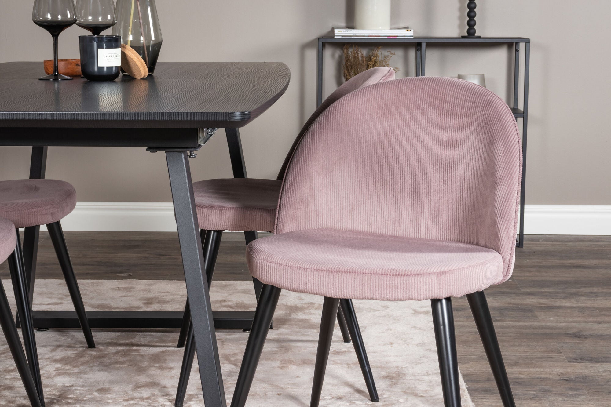 Venture Home Inca Extentionbord - Black top / black Legs+Velvet Spisebordsstol Corduroy - Pink / Black_4
