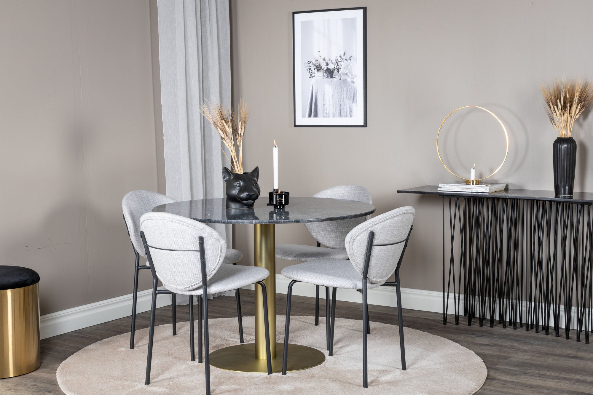 Venture Home Estelle rund spisebord ø106 H75 - Black / Brass+Vault Spisebordsstol - Black Legs - Grey Fabric_4