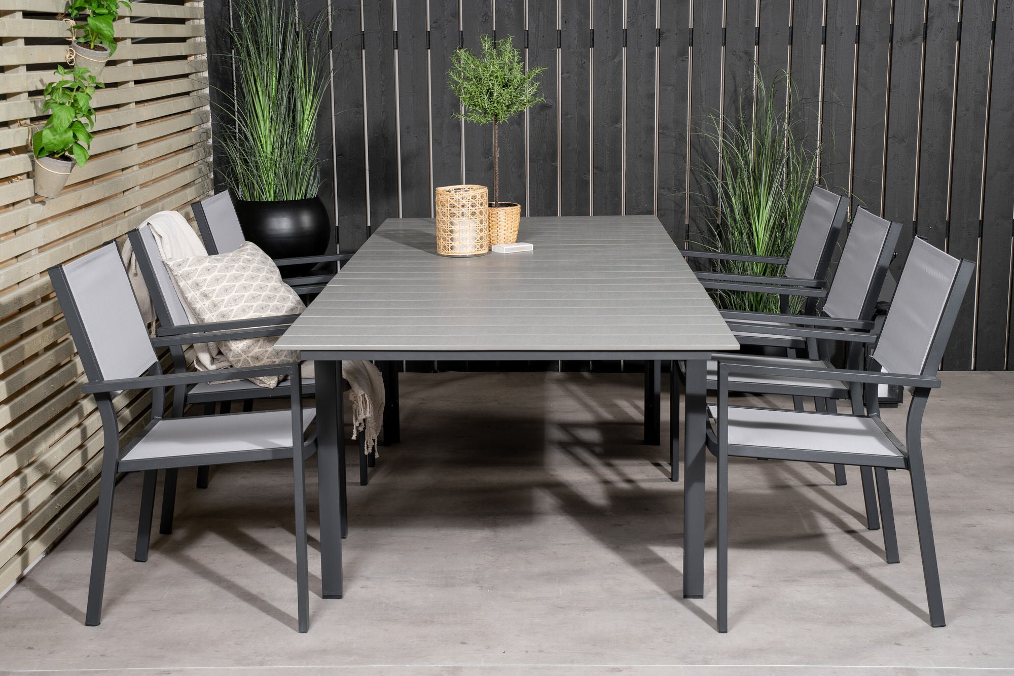 Venture Home Levels spisebord 160/240*90 - Black Alu / Grey Aintwood +Copacabana Arm stol (stackable) - Black Alu / Grey Textilene_6