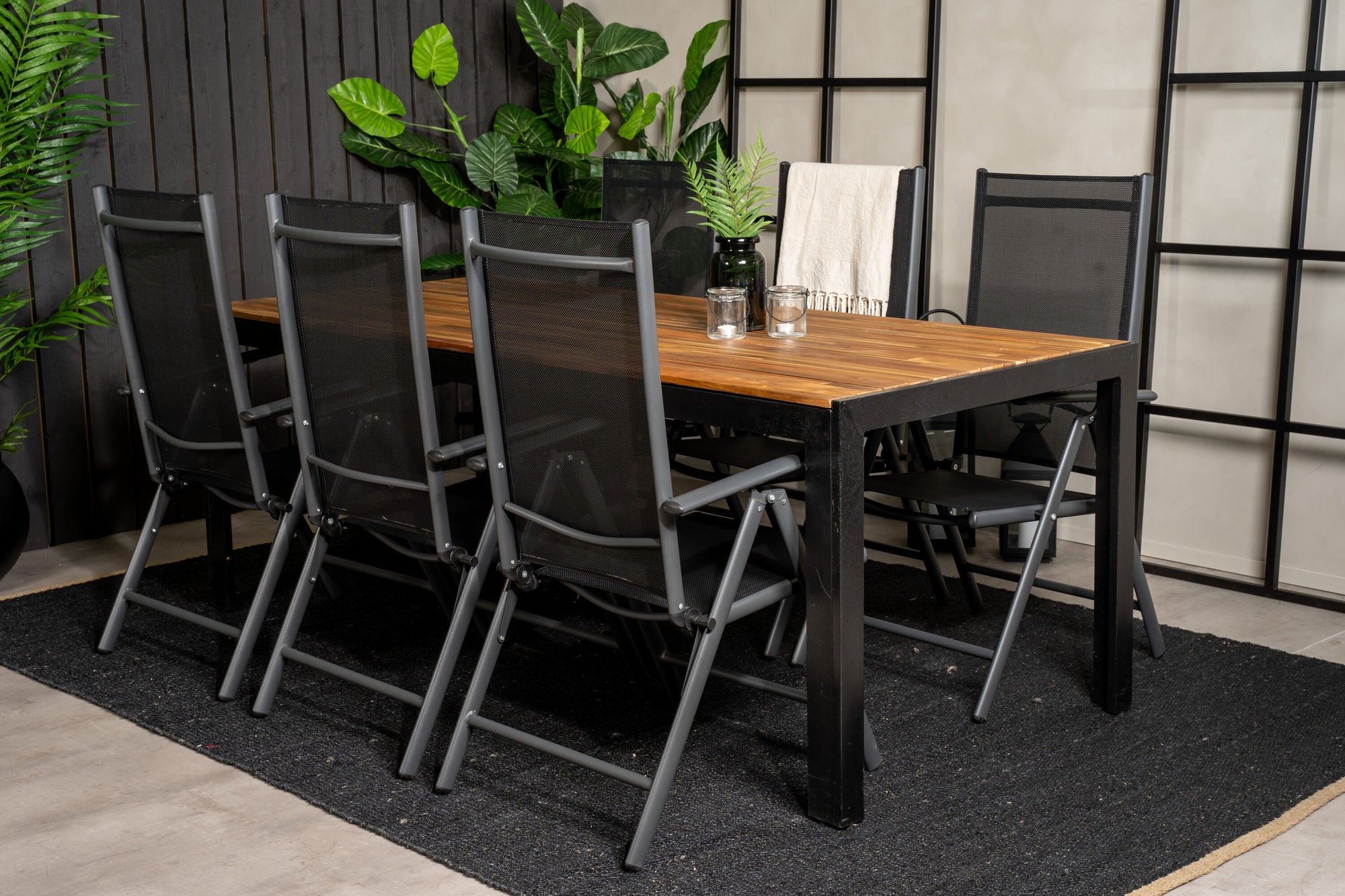 Venture Home Bois spisebord 200*100cm - Black Legs / Acacia +Break 5:pos stol - Black a
