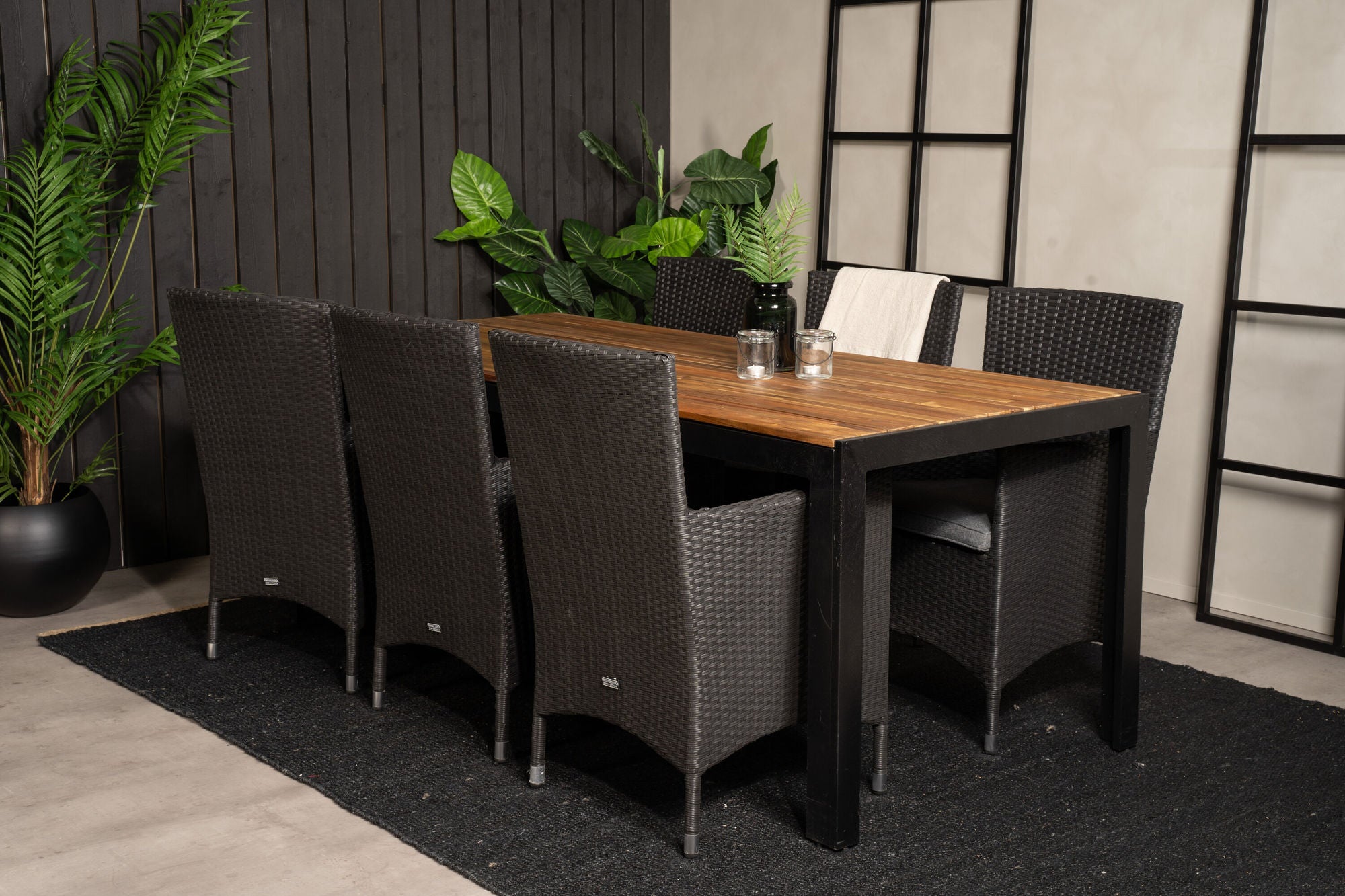 Venture Home Bois spisebord 200*100cm - Black Legs / Acacia +Malin Arm stol with cushion