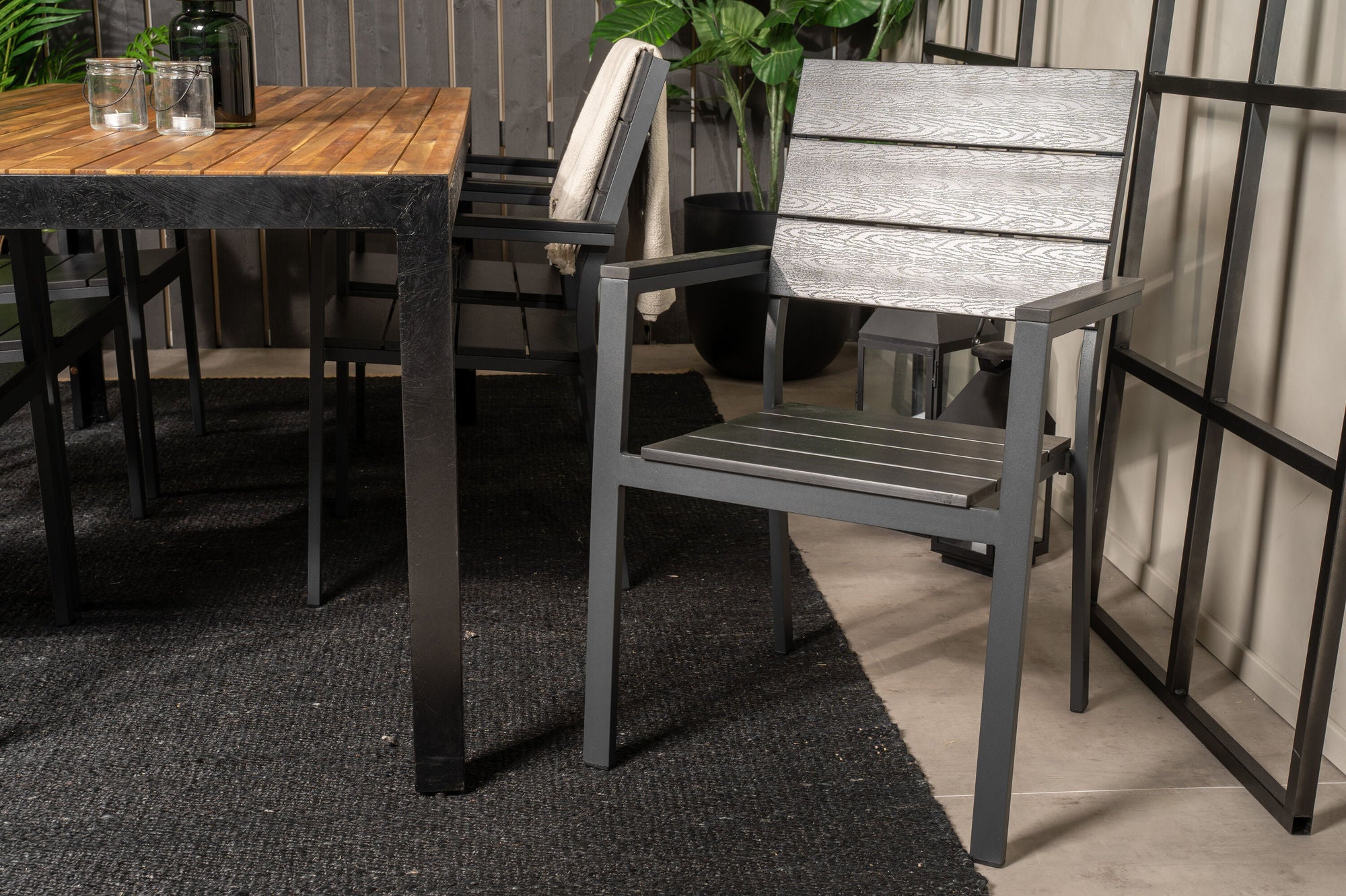 Venture Home Bois spisebord 200*100cm - Black Legs / Acacia +Levels stol (stackable) - B
