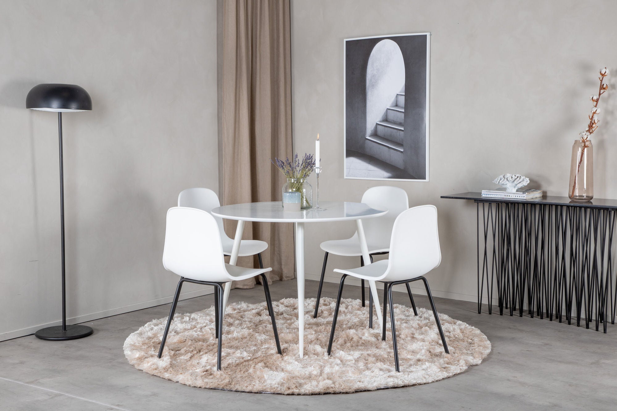 Venture Home Plaza rund bord 100 cm - White top / White Legs+Arctic Spisebordsstol - Black Legs - White Plastic_4