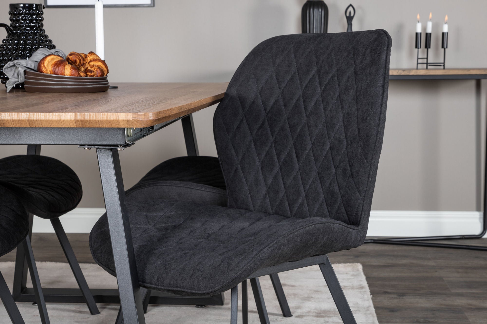 Venture Home Inca spisebord - 160/200*85*H75 - Oak / Black+Gemma Spisebordsstol - Black Legs - Black Fabric_4
