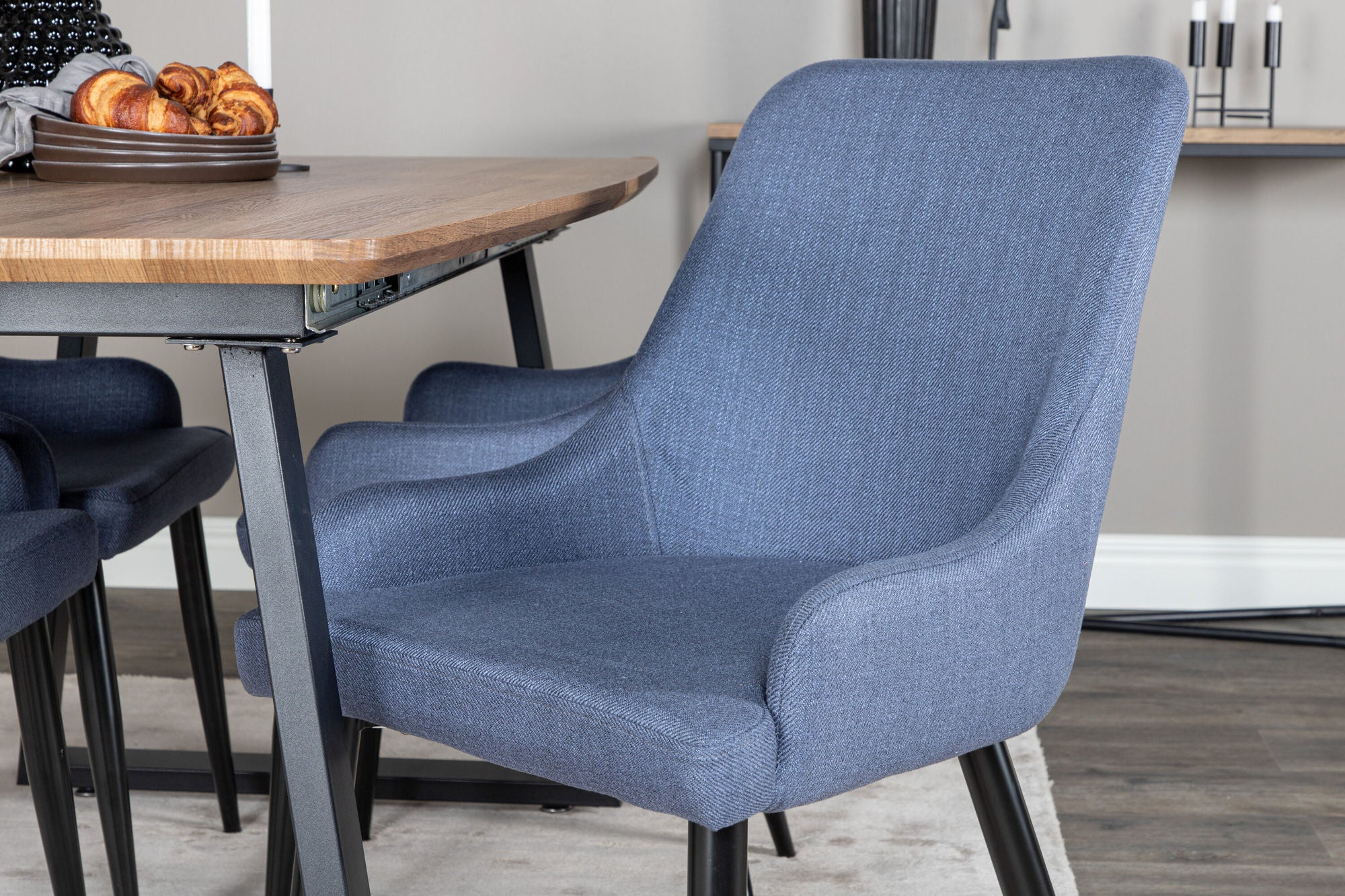 Venture Home Inca spisebord - 160/200*85*H75 - Oak / Black+Plaza Spisebordsstol - Black Legs - Blue Fabric_4