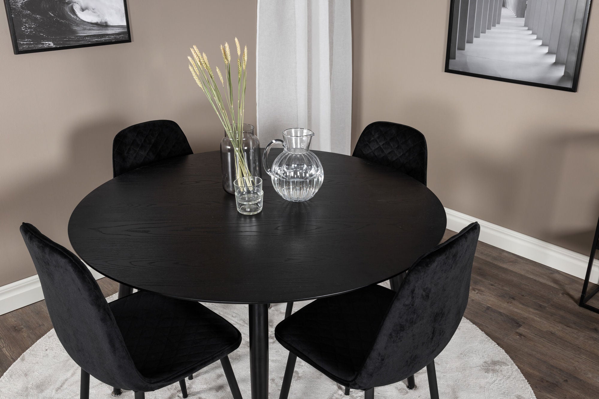 Venture Home Dipp spisebord - 115cm - Black Veneer / All black legs +Polar Diamond Spisebordsstol - Black Legs - Black Velvet_4