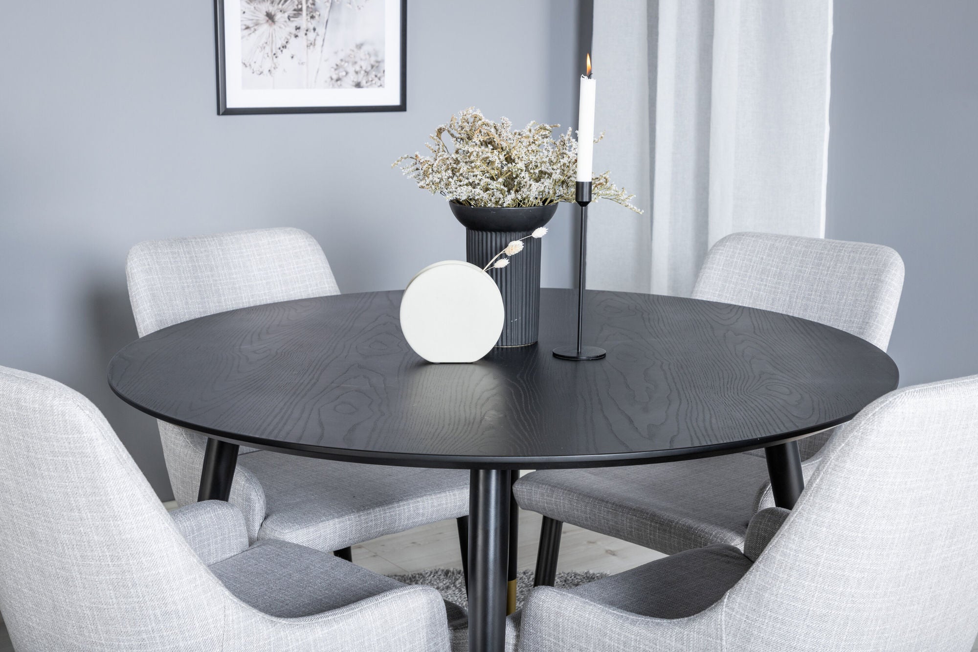 Venture Home Dipp spisebord - 115cm - Black / Black Brass+Plaza Dining chair - Black legs - Light Grey Fabric_4