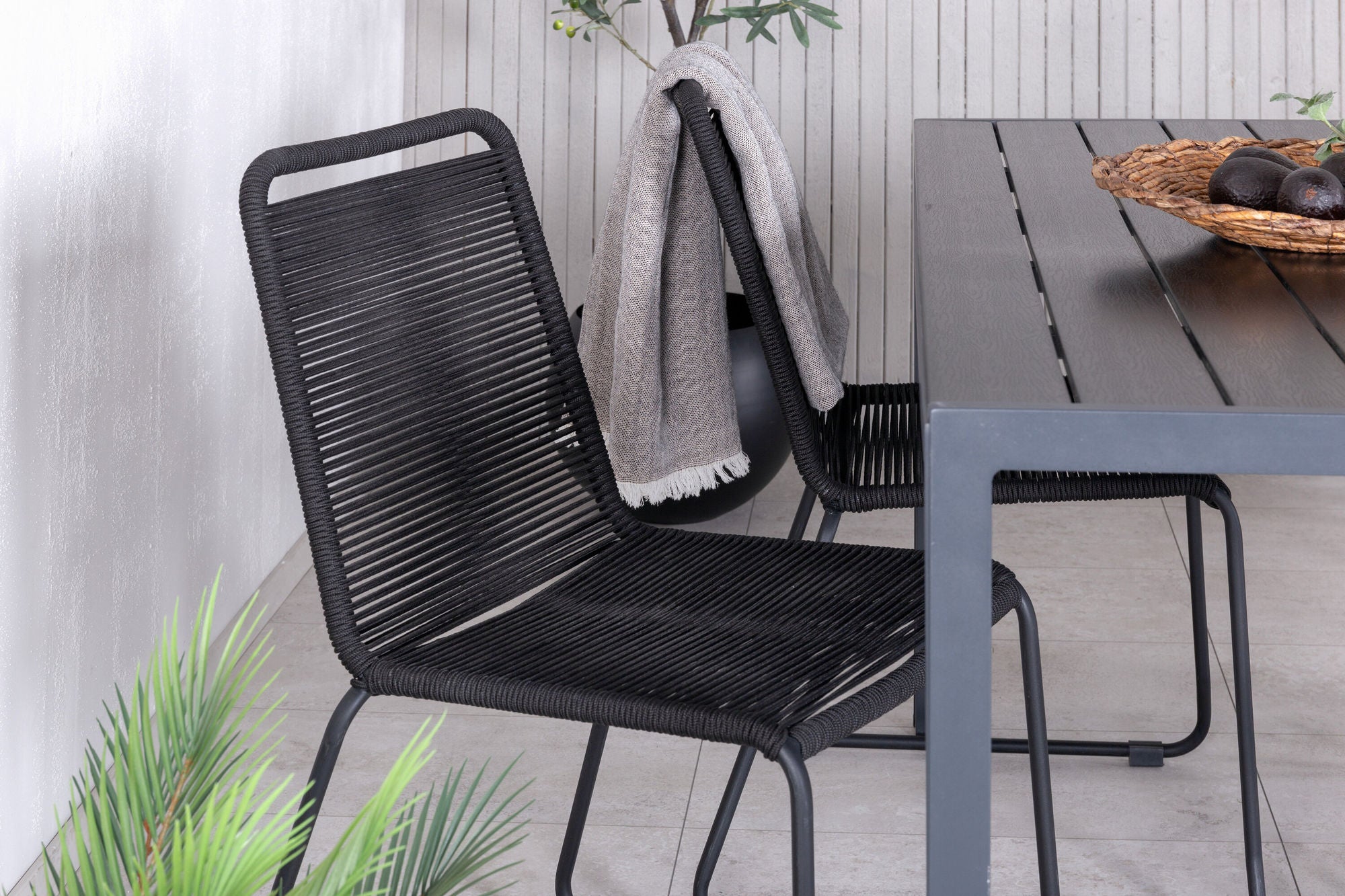 Venture Home Break bord 150*90 - Black/Black+Lindos Stacking stol - Black Alu / Black Rope_4
