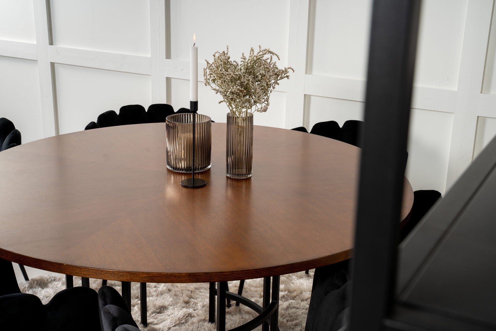 Venture Home Copenhagen - spisebord round - Brown / Black+Limhamn - stol - Black Velvet_6