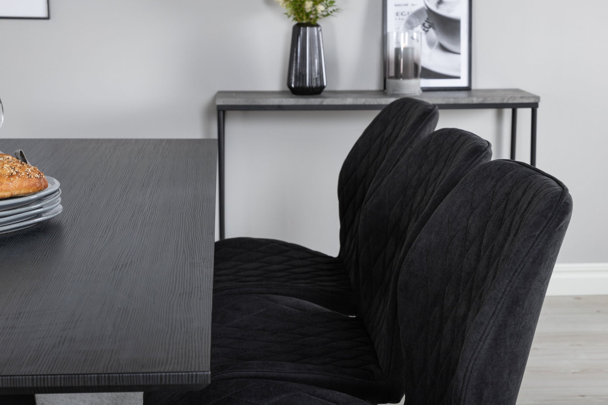 Venture Home Marina spisebord - Black top / Black Legs +Gemma Spisebordsstol - Black Legs - Black Fabric_6