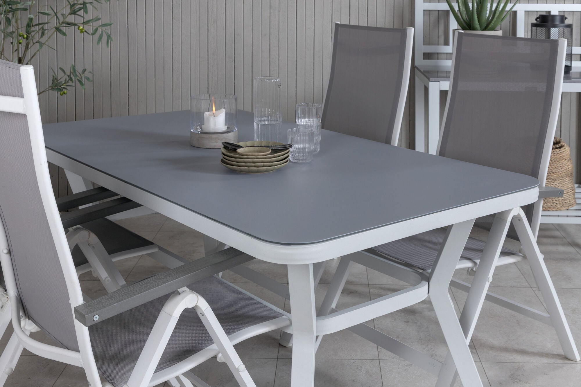 Venture Home Virya spisebord - White Alu / Grey Glass - small bord+Albany Light 5-pos white alu / Grey Textilene_4