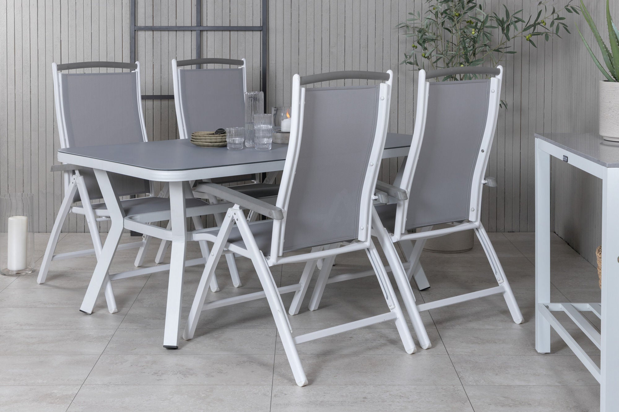 Venture Home Virya spisebord - White Alu / Grey Glass - small bord+Albany 5:pos stol - White/Grey_4