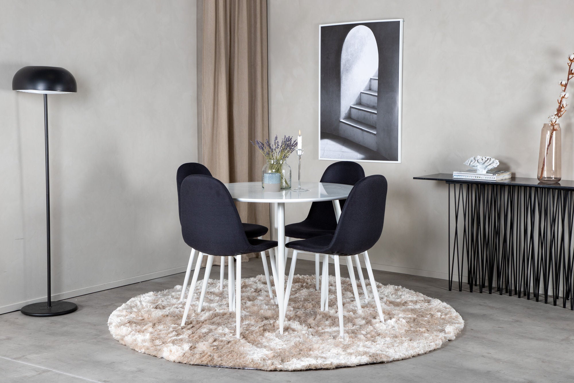 Venture Home Plaza rund bord 100 cm - White top / White Legs+Polar Spisebordsstol - White Legs - Black Fabric_4