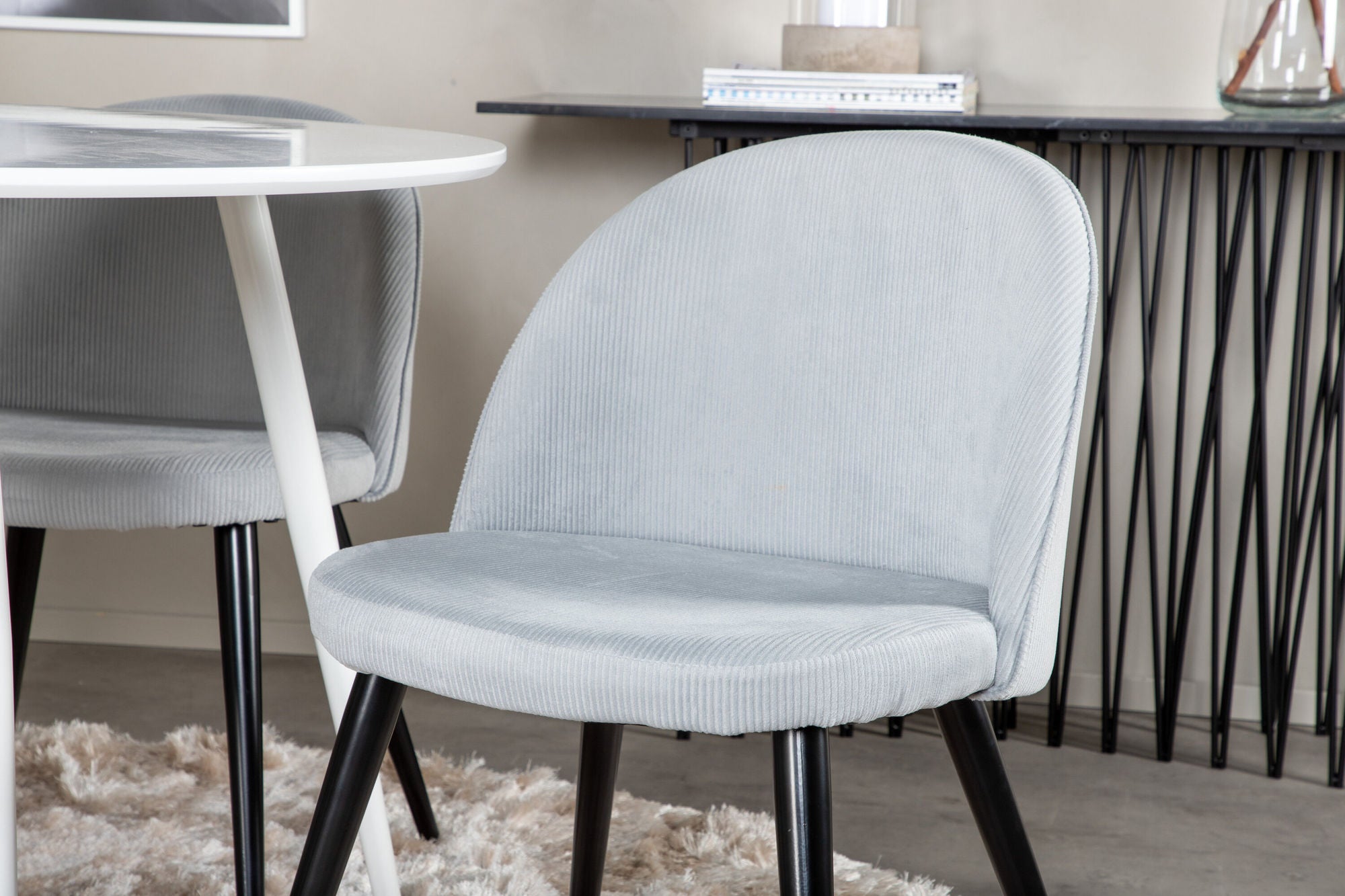 Venture Home Plaza rund bord 100 cm - White top / White Legs+Velvet Spisebordsstol Corduroy - Light Grey / Black_4