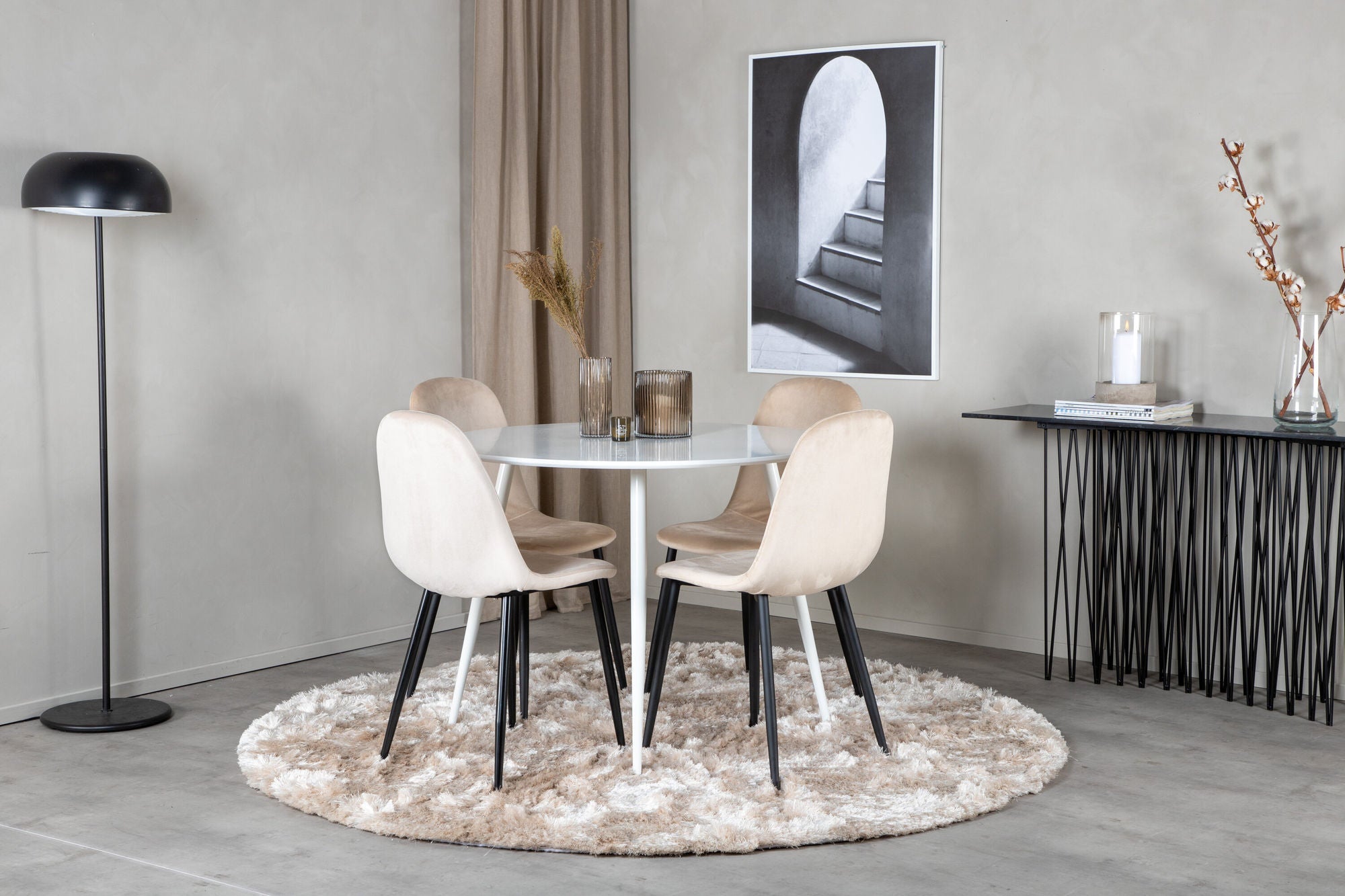 Venture Home Plaza rund bord 100 cm - White top / White Legs+Polar Spisebordsstol- Black legs / Beige Velvet (ersätter 19902-880)_4