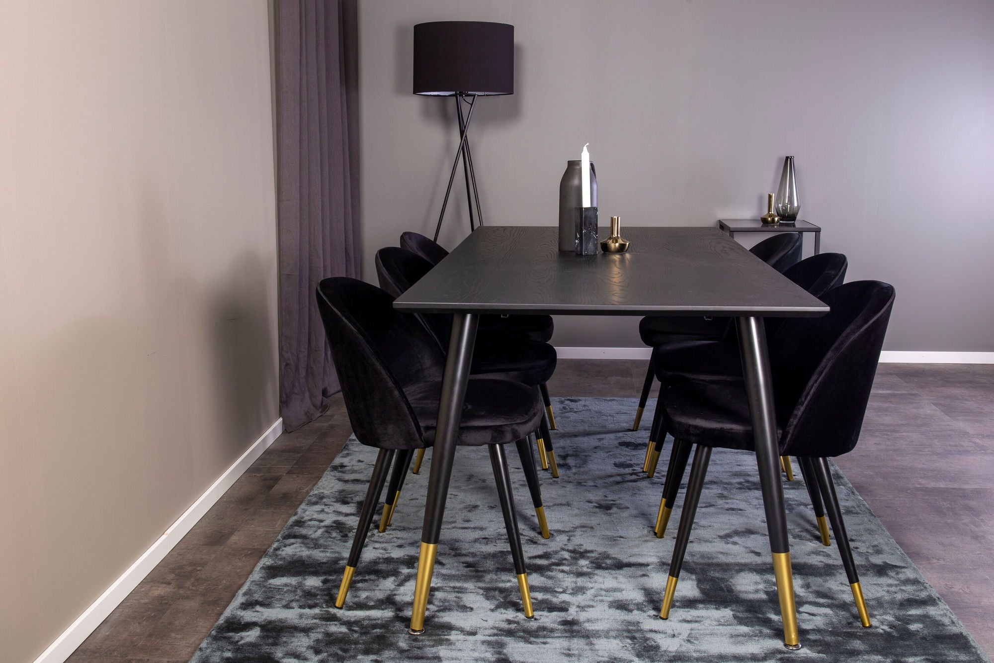 Venture Home Dipp spisebord - 180*90cm - Black Veneer / black legs w brass dipp - Velvet Spisebordsstol Brass - Black / Black 6