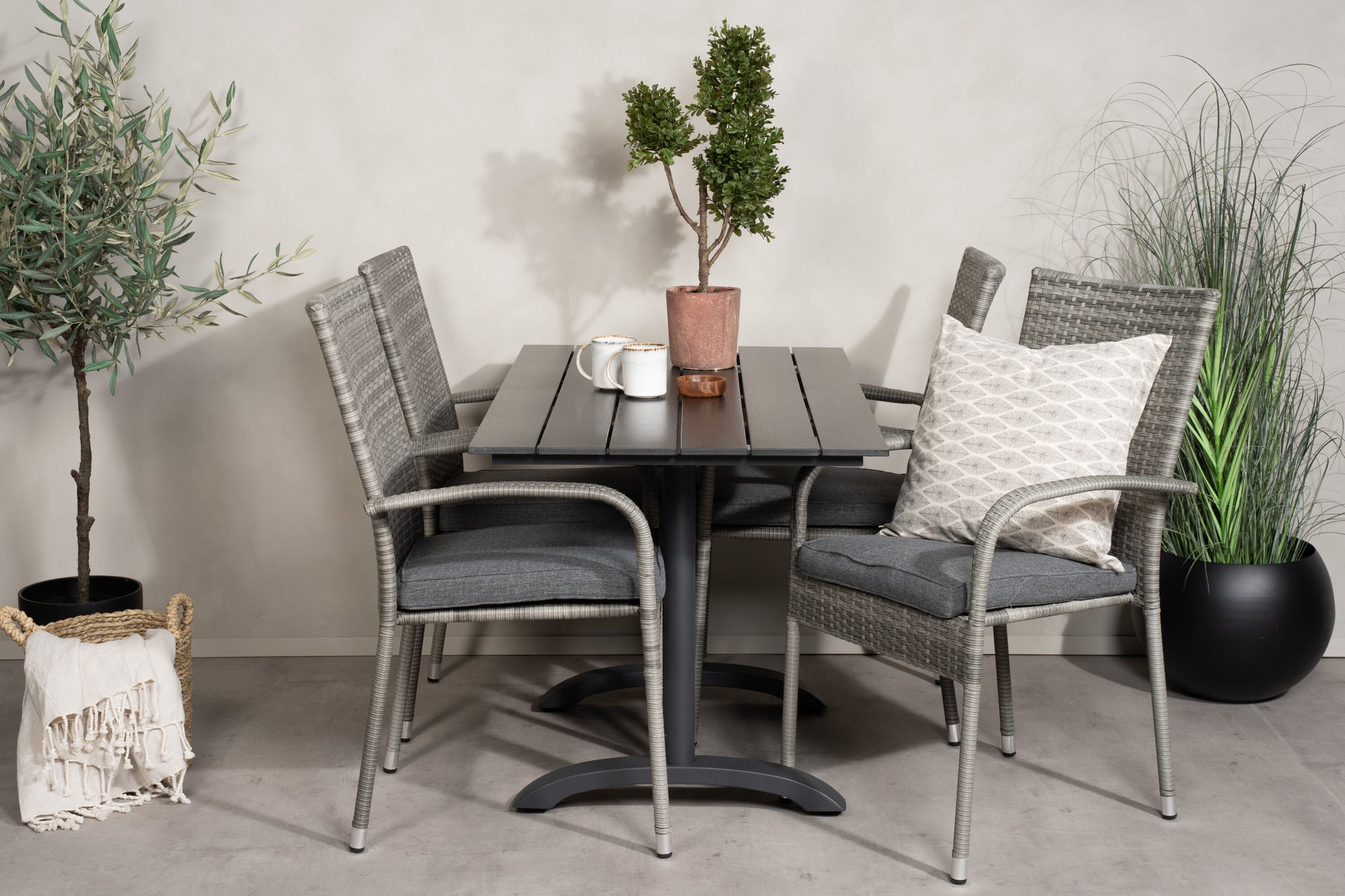 Venture Home Denver Café bord 120*70 - Black Alu / Black Aintwood+Anna Arm stol (stackable) - Grey_4