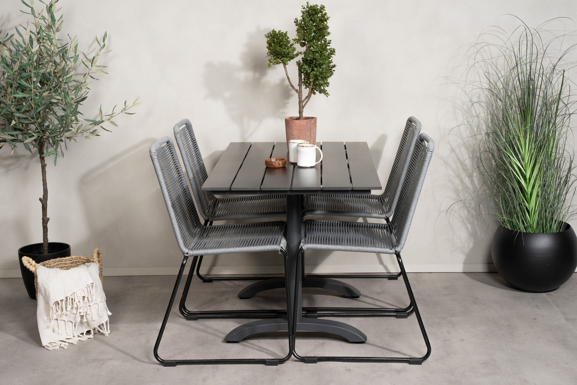 Venture Home Denver Café bord 120*70 - Black Alu / Black Aintwood+Lindos Spisebordsstol - Blac
