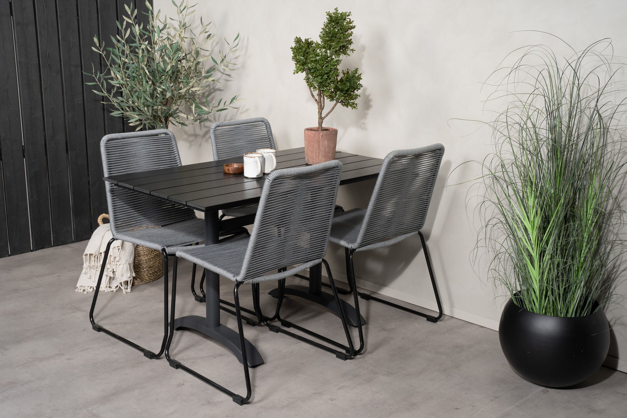Venture Home Denver Café bord 120*70 - Black Alu / Black Aintwood+Lindos Spisebordsstol - Blac