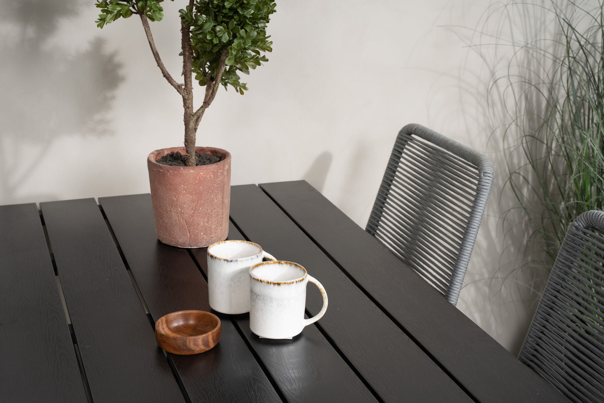 Venture Home Denver Café bord 120*70 - Black Alu / Black Aintwood+Lindos Spisebordsstol - Blac