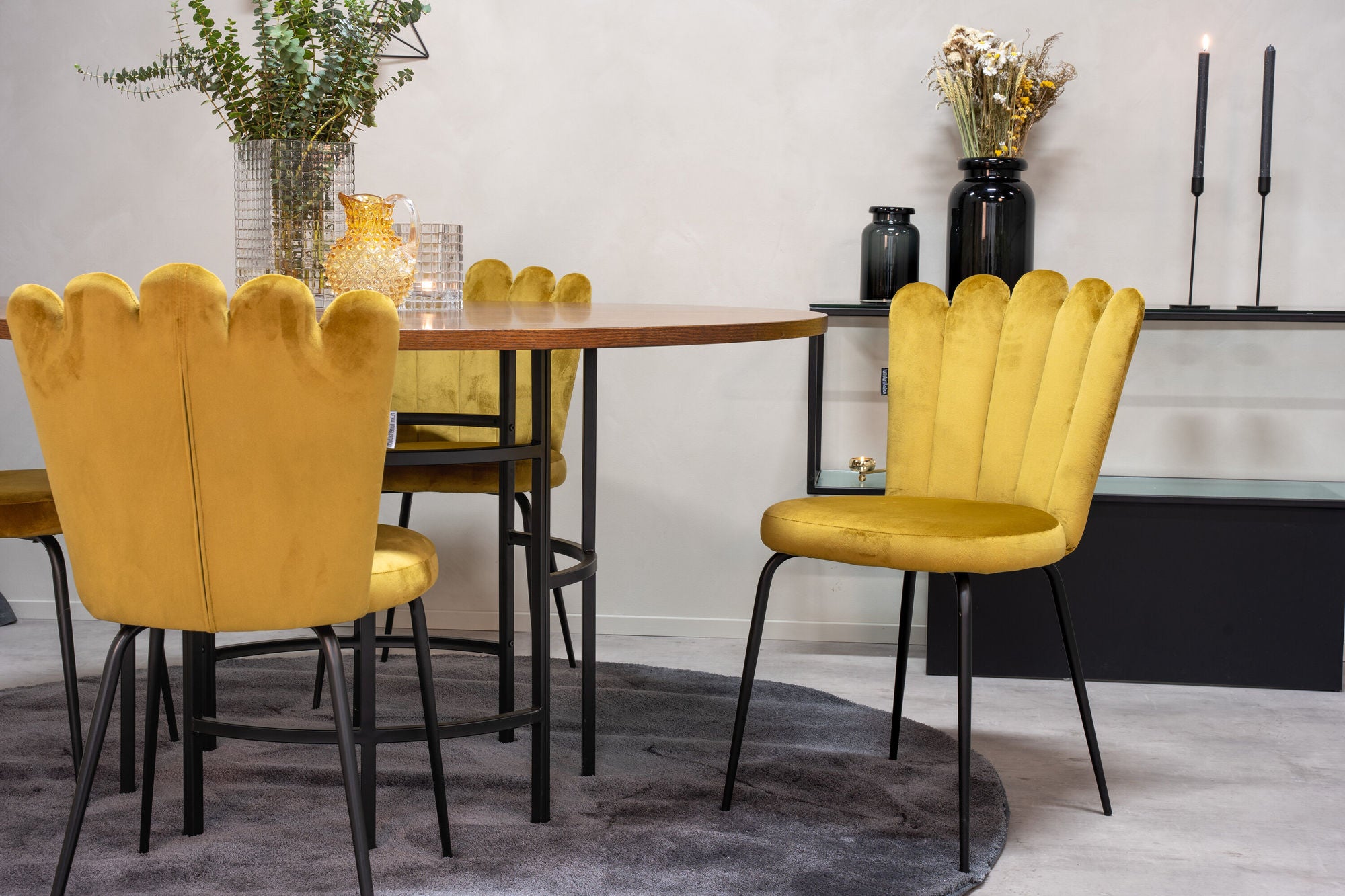 Venture Home Copenhagen - spisebord round - Brown / Black+Limhamn Light - stol - Gold Vel