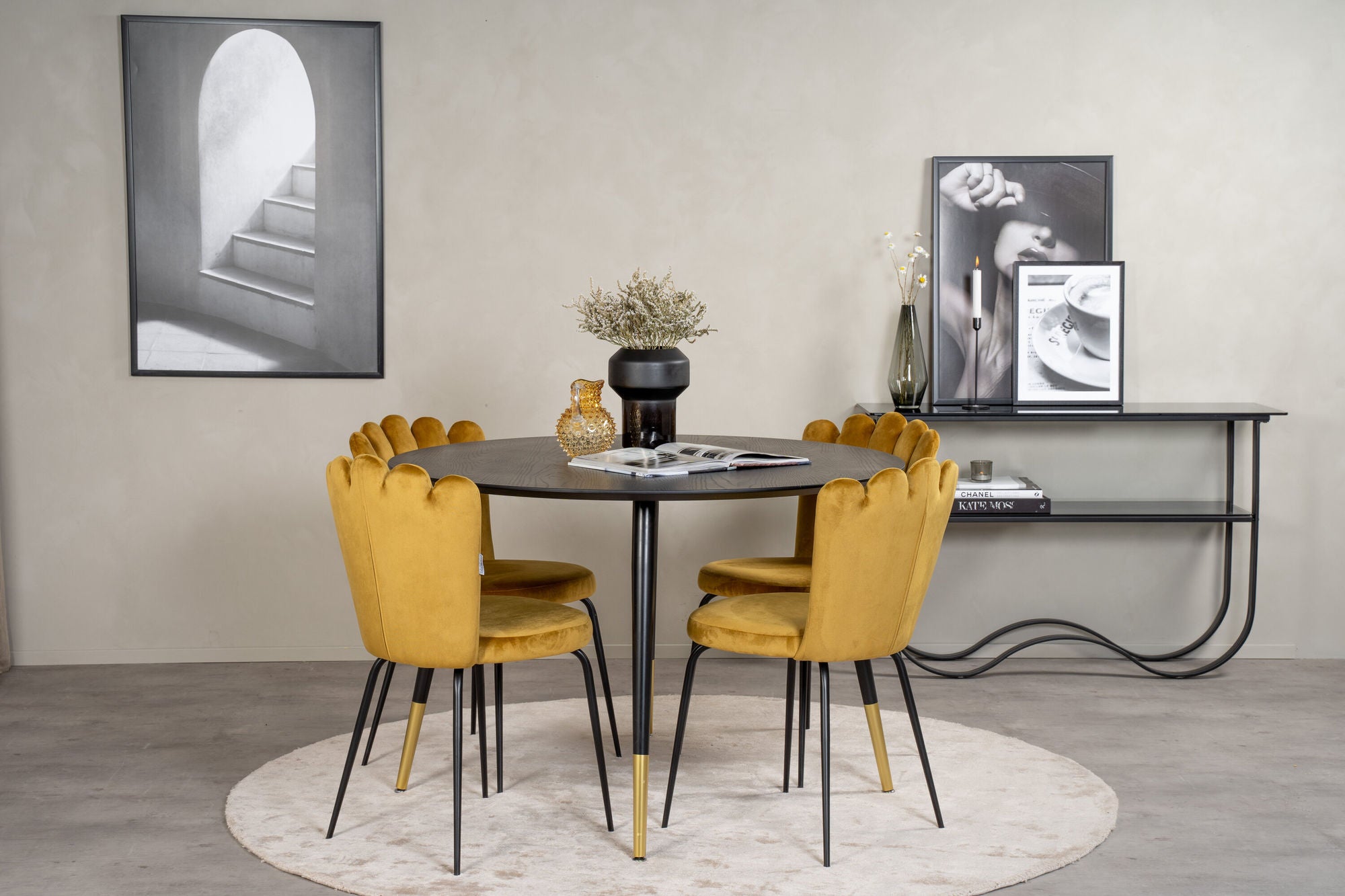 Venture Home Dipp spisebord - 115cm - Black Veneer / black legs w brass dipp +Limhamn Light - stol - Gold Velvet_4