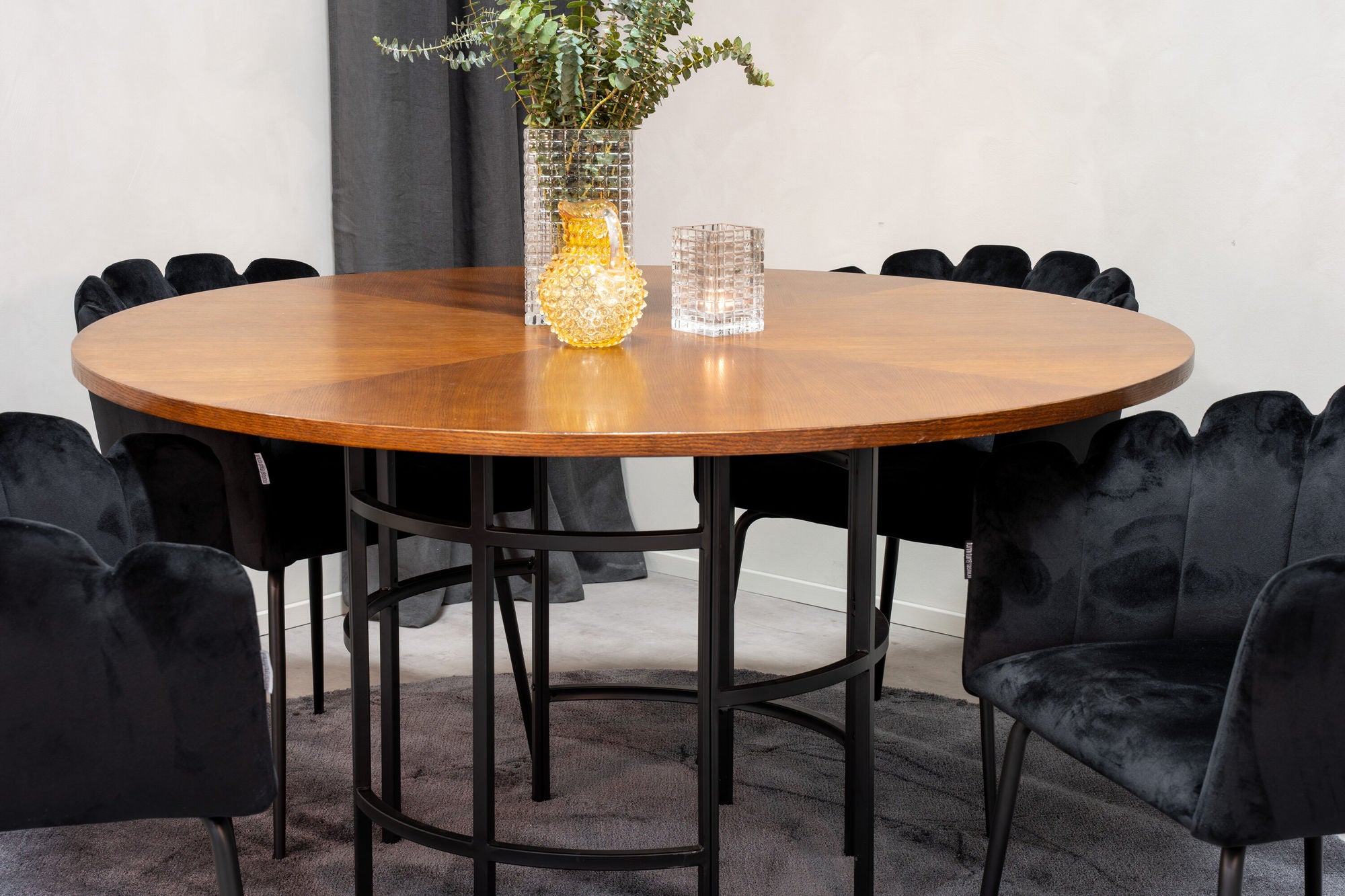 Venture Home Copenhagen - spisebord round - Brown / Black+Limhamn - stol - Black Velvet_4