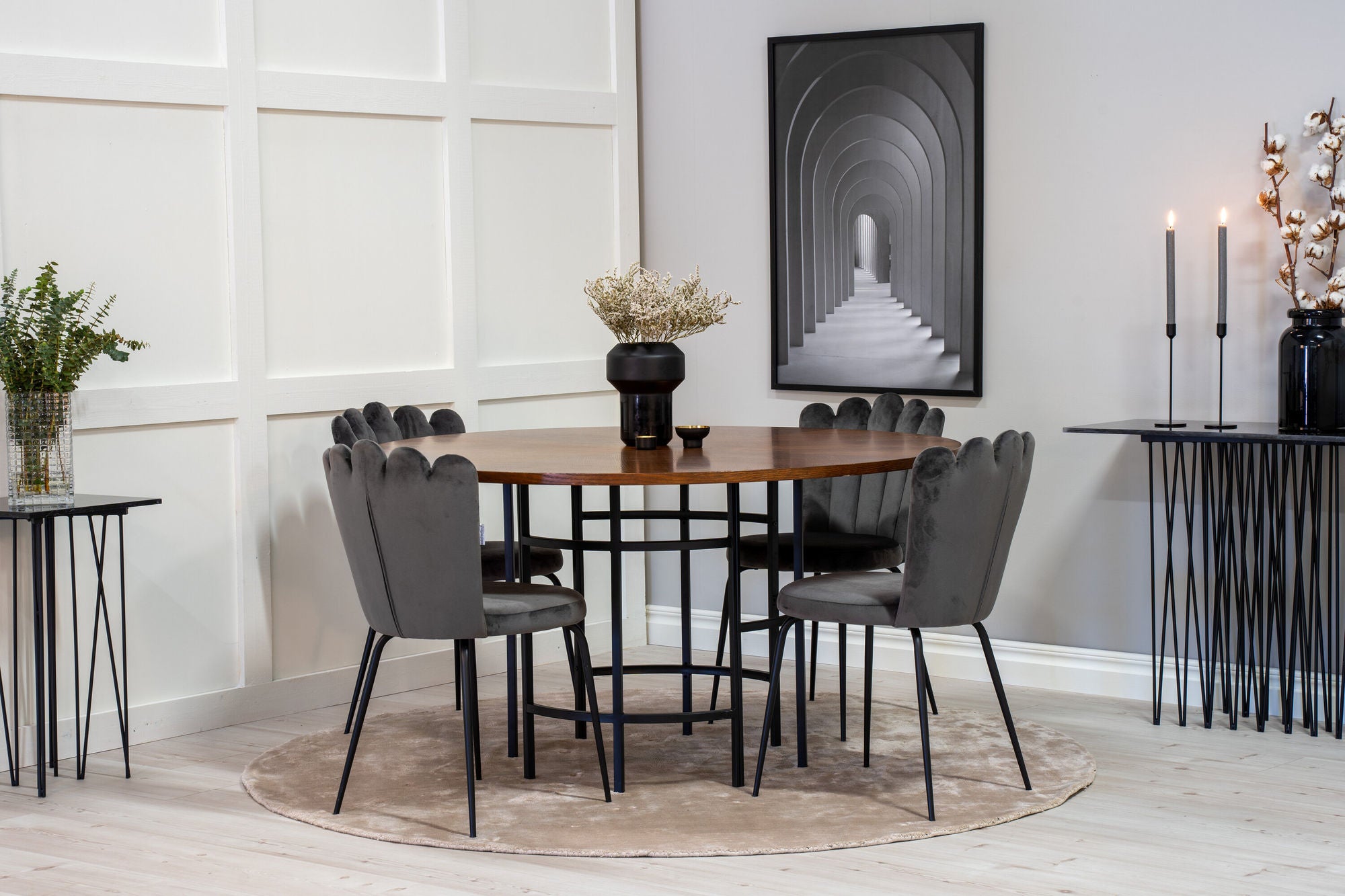 Venture Home Copenhagen - spisebord round - Brown / Black - Limhamn stol - Grey 4