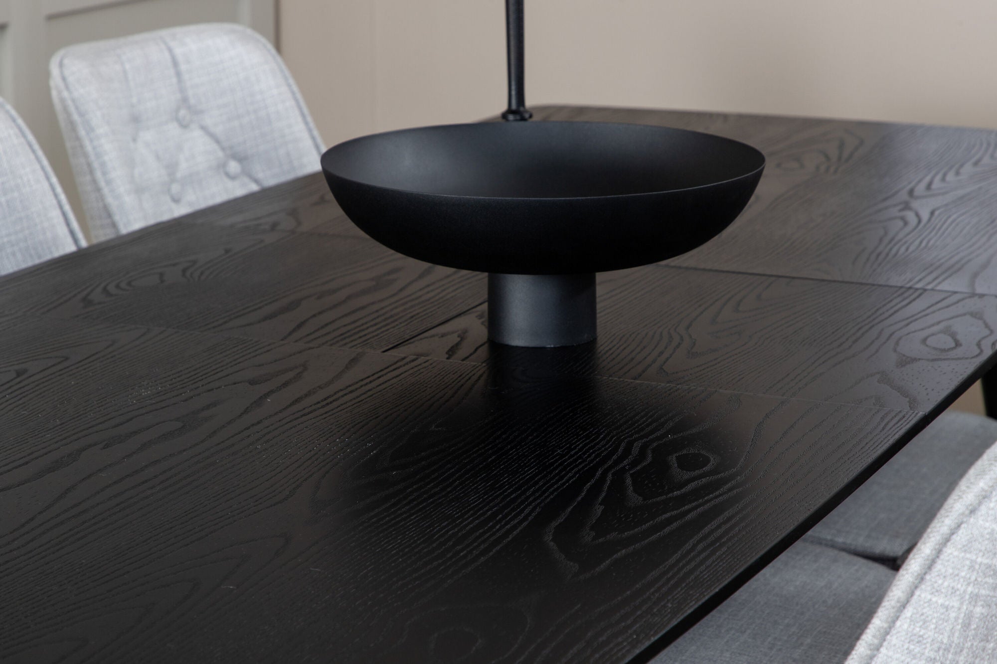 Venture Home Gold Extention bord - 180/220*85*H76 Black Veneer - Black legs - Brass details+Velvet Deluxe Spisebordsstol - Black Legs - Light Grey Fabric_6
