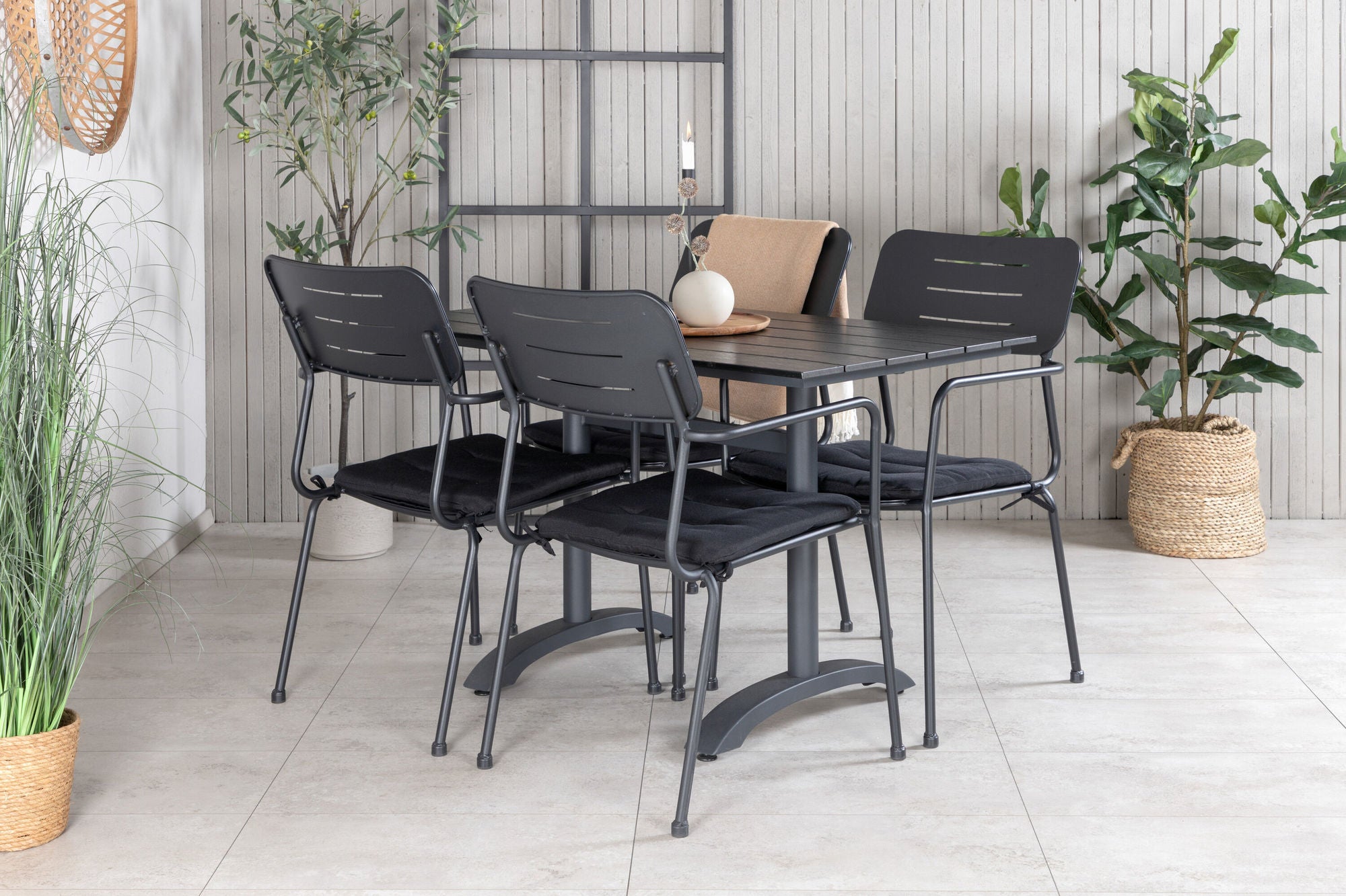 Venture Home Denver 70*120 Black/Black+Nicke Dining chair w. armrest - Black Steel_4