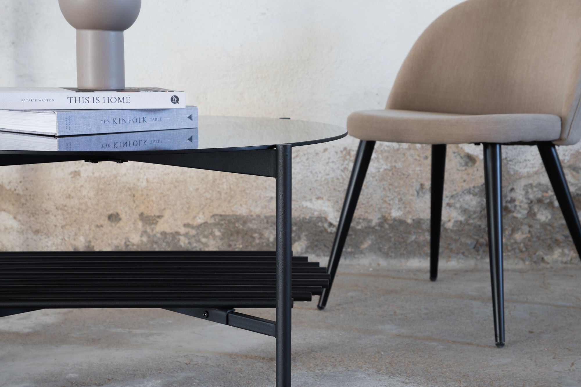 Venture Home Von Staf rund Sofa bord - black / Black Smoked Glass