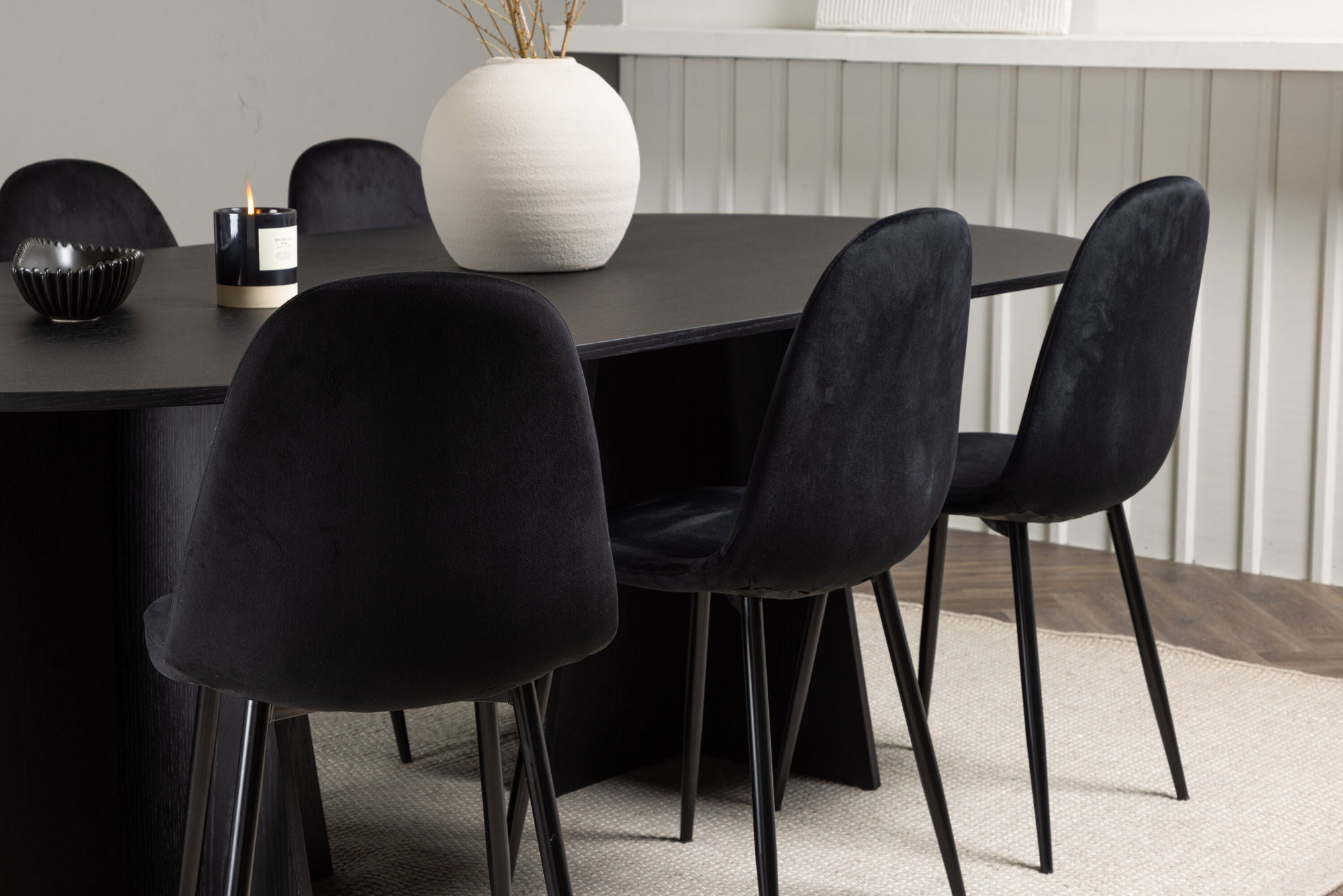 Venture Home Bootcut Oval spisebord - Black / Black Fanéer +Polar Spisebordsstol - Black legs / Black Velvet _6
