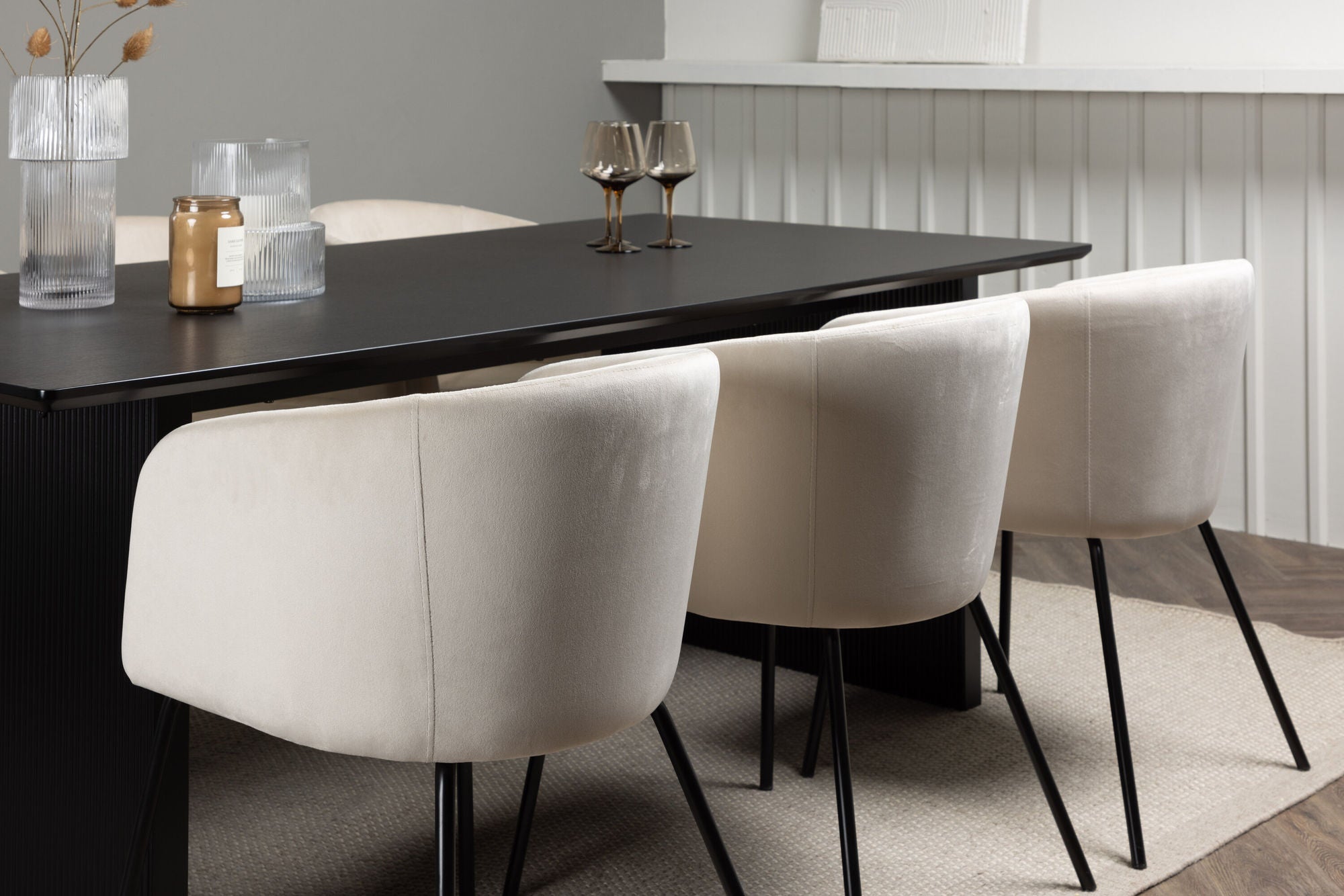 Venture Home Vail spisebord - Black / Smoked Black MDF +Berit stol - Black / Beige Velvet _6