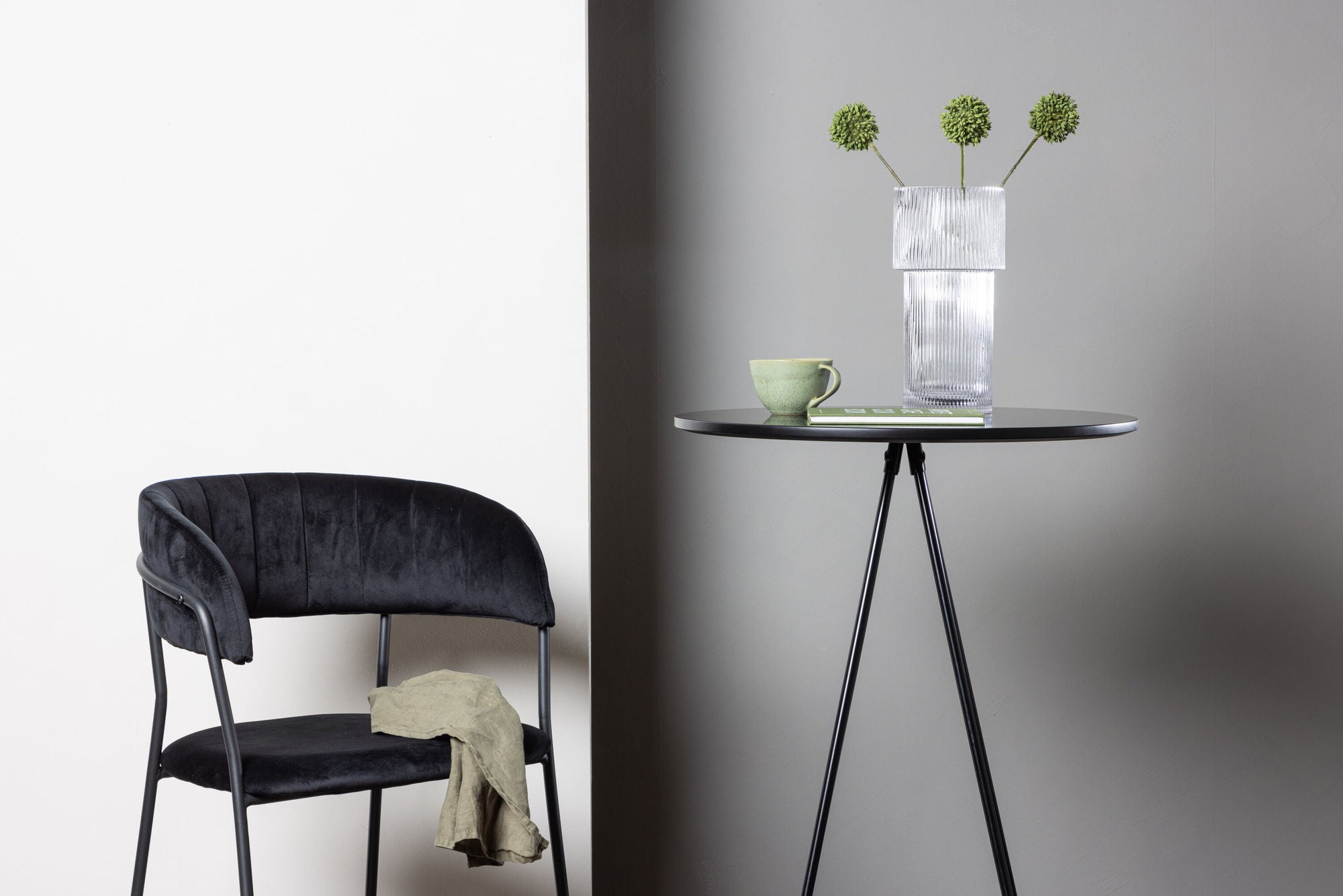 Venture Home Bistro Bar bord φ60 - Black / MDF with veneer