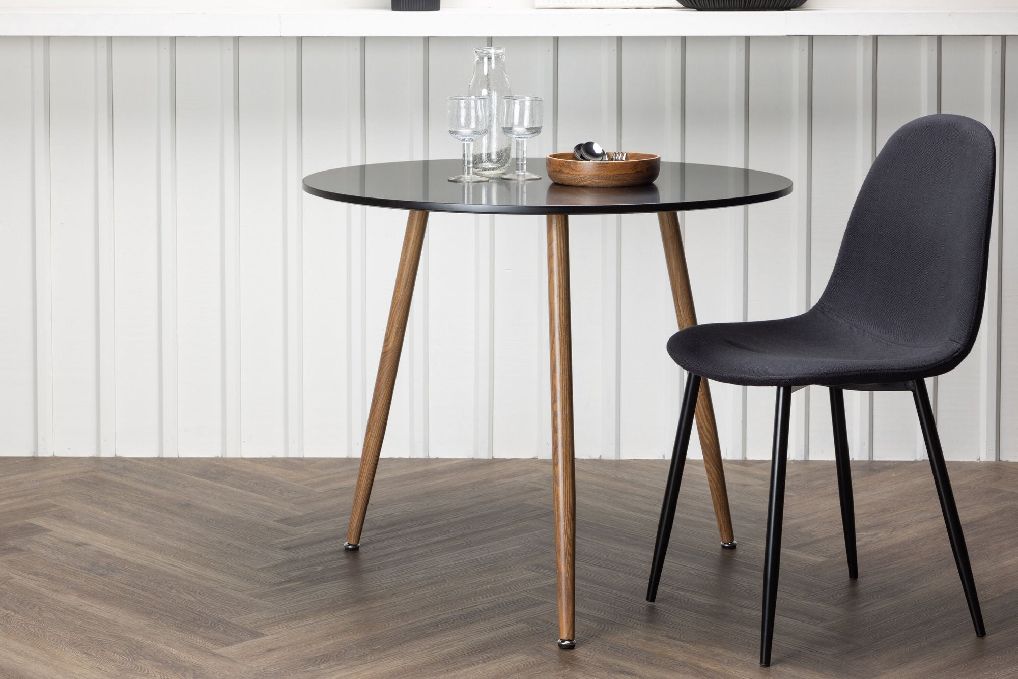 Venture Home Polar spisebord ø90 - Dark oaklook / Black MDF