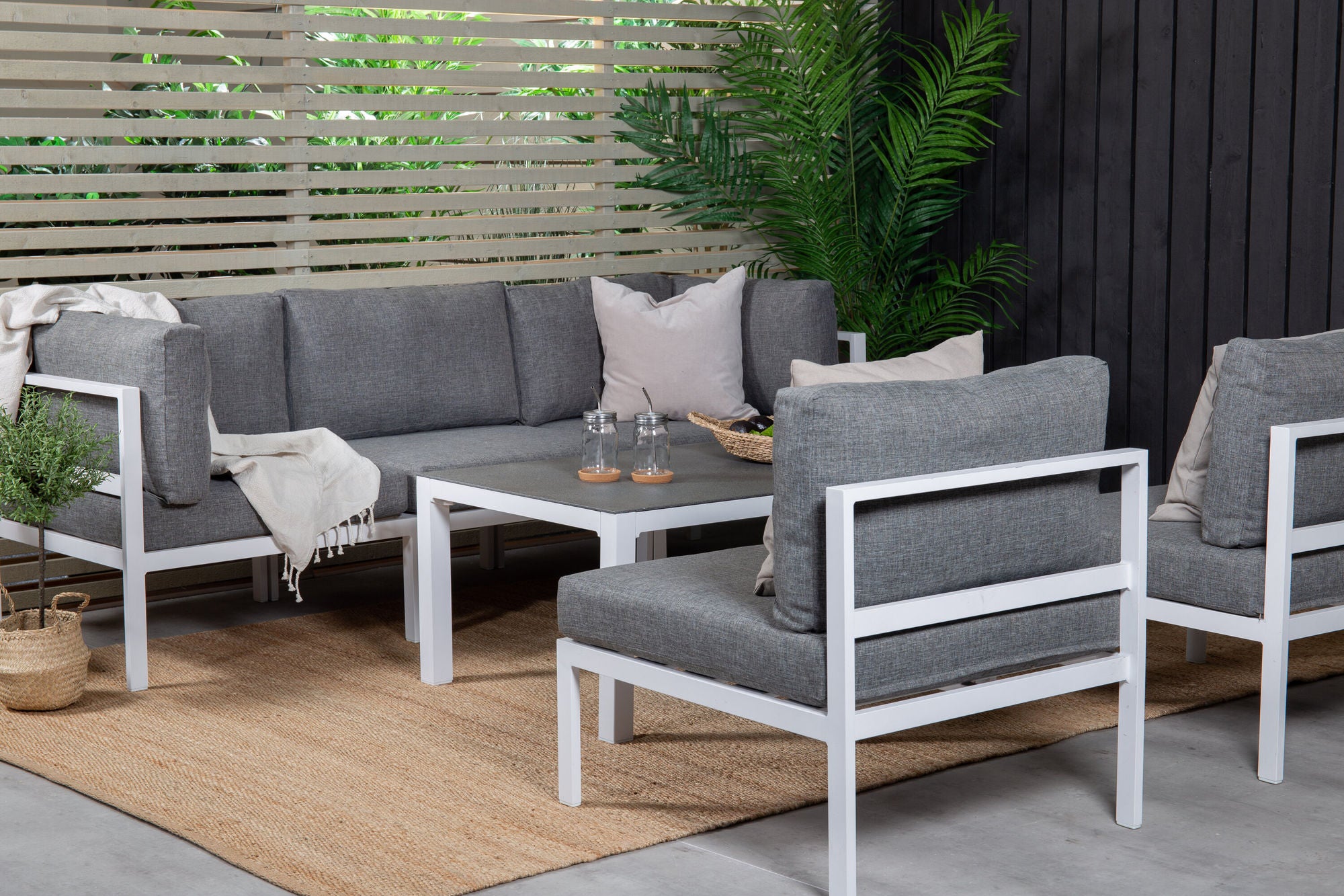 Venture Home Copacabana Longe Set 5pcs - White Alu / Grey Cushion+Copacabana Sofa bord