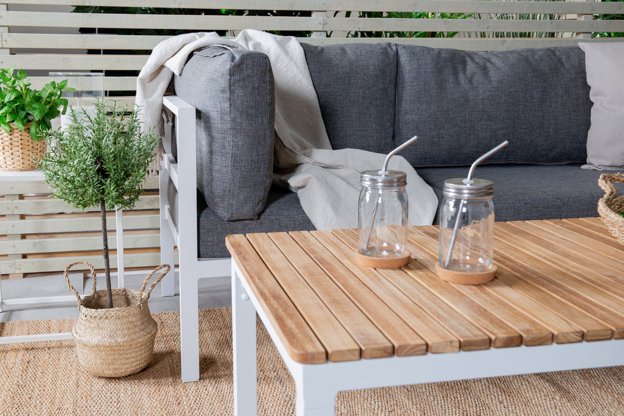 Venture Home Copacabana Lounge Group 5pcs - White Alu / Grey Cushion+Brasilia Sofa bord