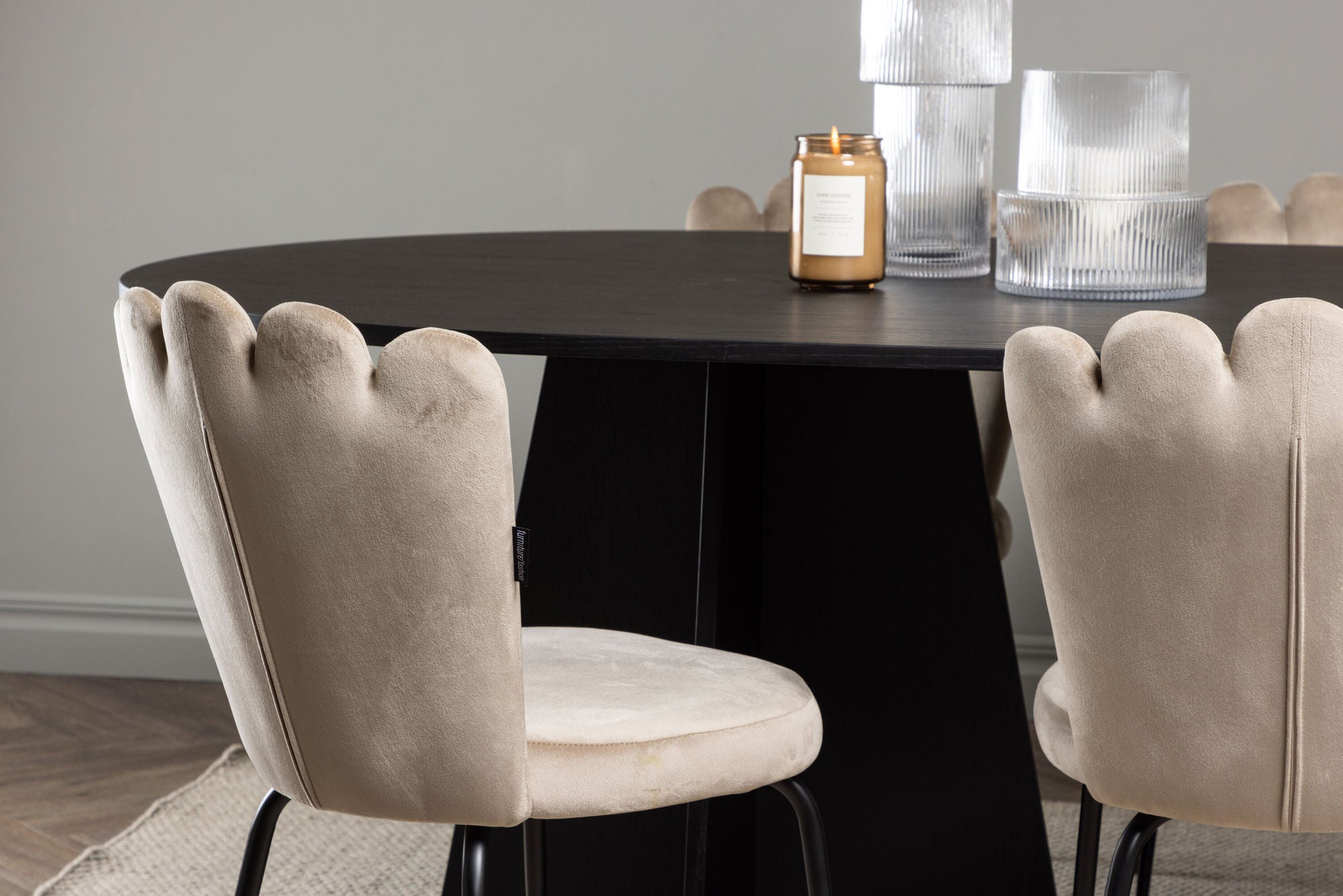 Venture Home Bootcut Oval spisebord - Black / Black Fanéer +Limhamn Light stol - Black / Beige Velvet _6
