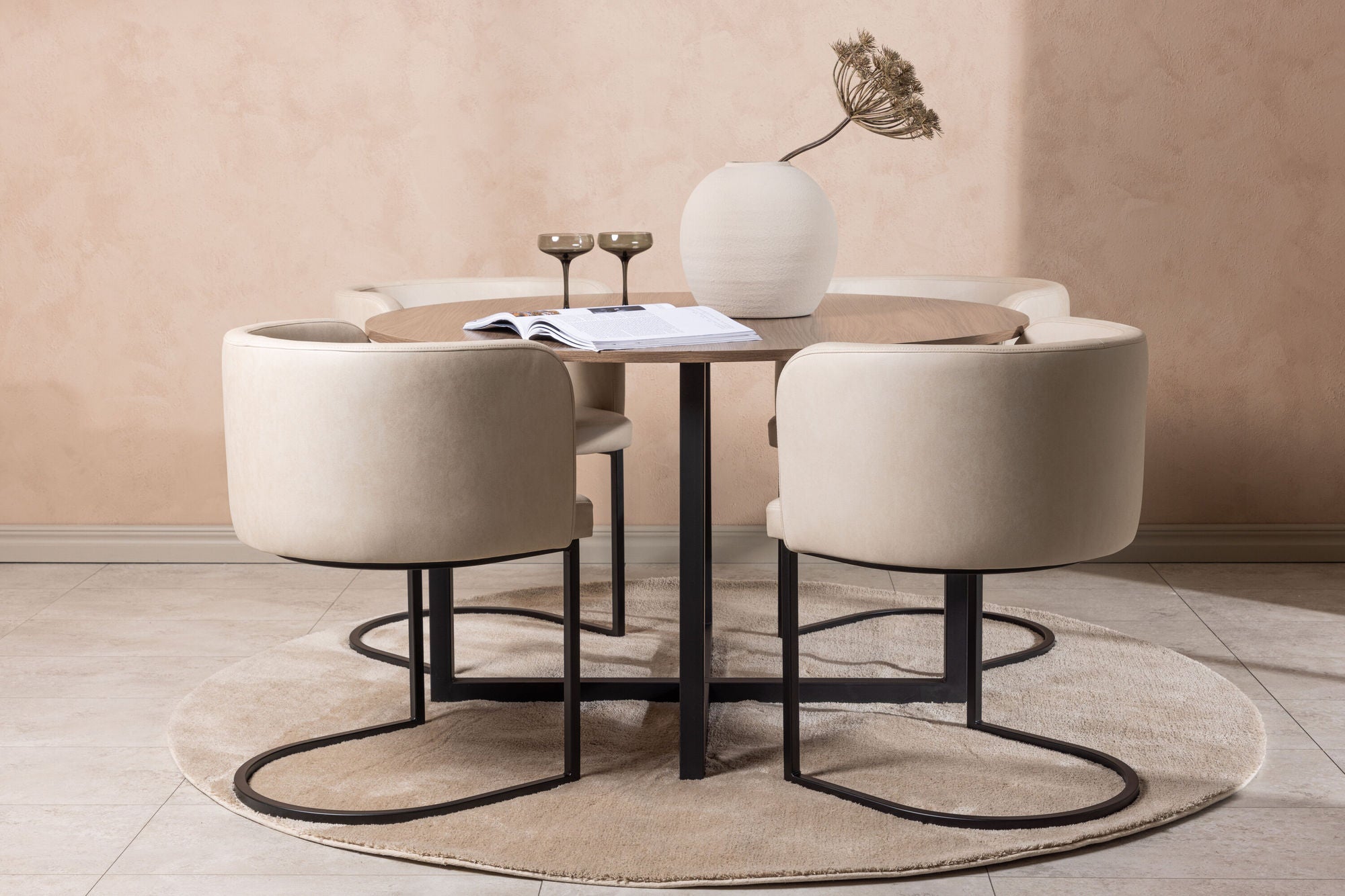 Venture Home Durango spisebord - Black / Walnut MDF +Simrishman Spisebordsstol - Black / Beige TC-fabric _4