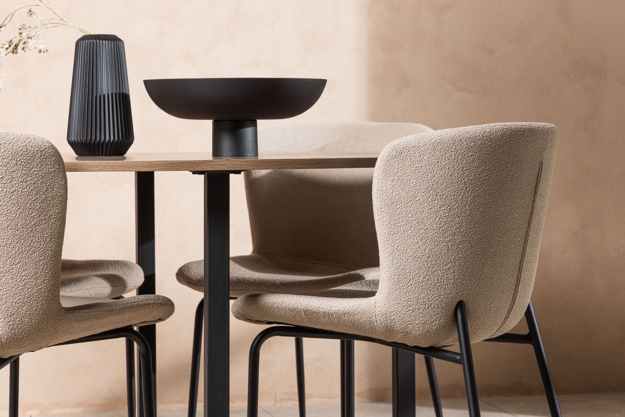 Venture Home Durango spisebord - Black / Walnut MDF +Modesto Spisebordsstol - Grey / Smoked Black Boucle _4