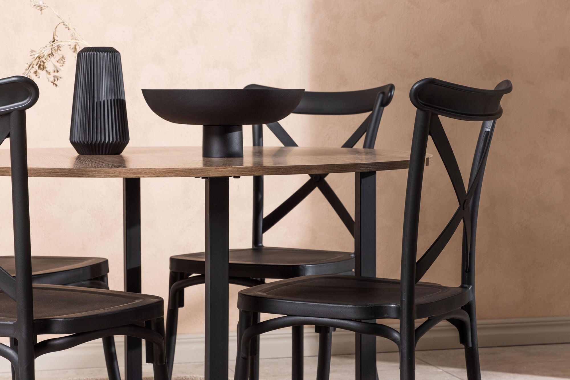 Venture Home Durango spisebord - Black / Walnut MDF +Crosett Spisebordsstol - Matte Black / Matte Black Plastic _4