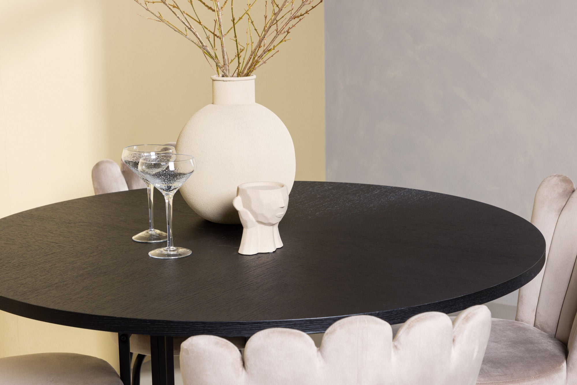 Venture Home Copenhagen spisebord - Black / Black Veneer +Limhamn Light stol - Black / Beige Velvet _4