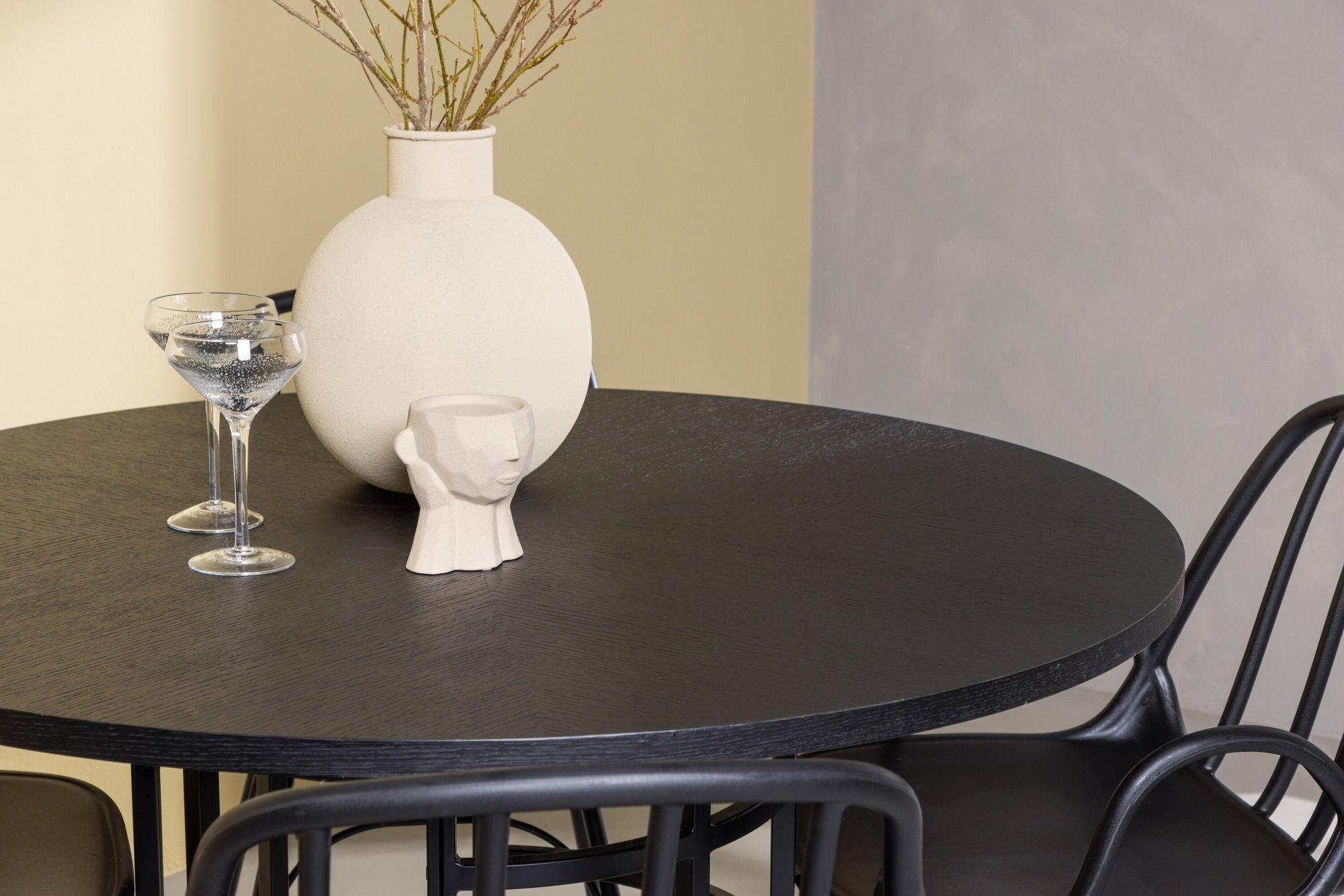 Venture Home Copenhagen spisebord - Black / Black Veneer +Dyrön Spisebordsstol - Black Polypropylene _4