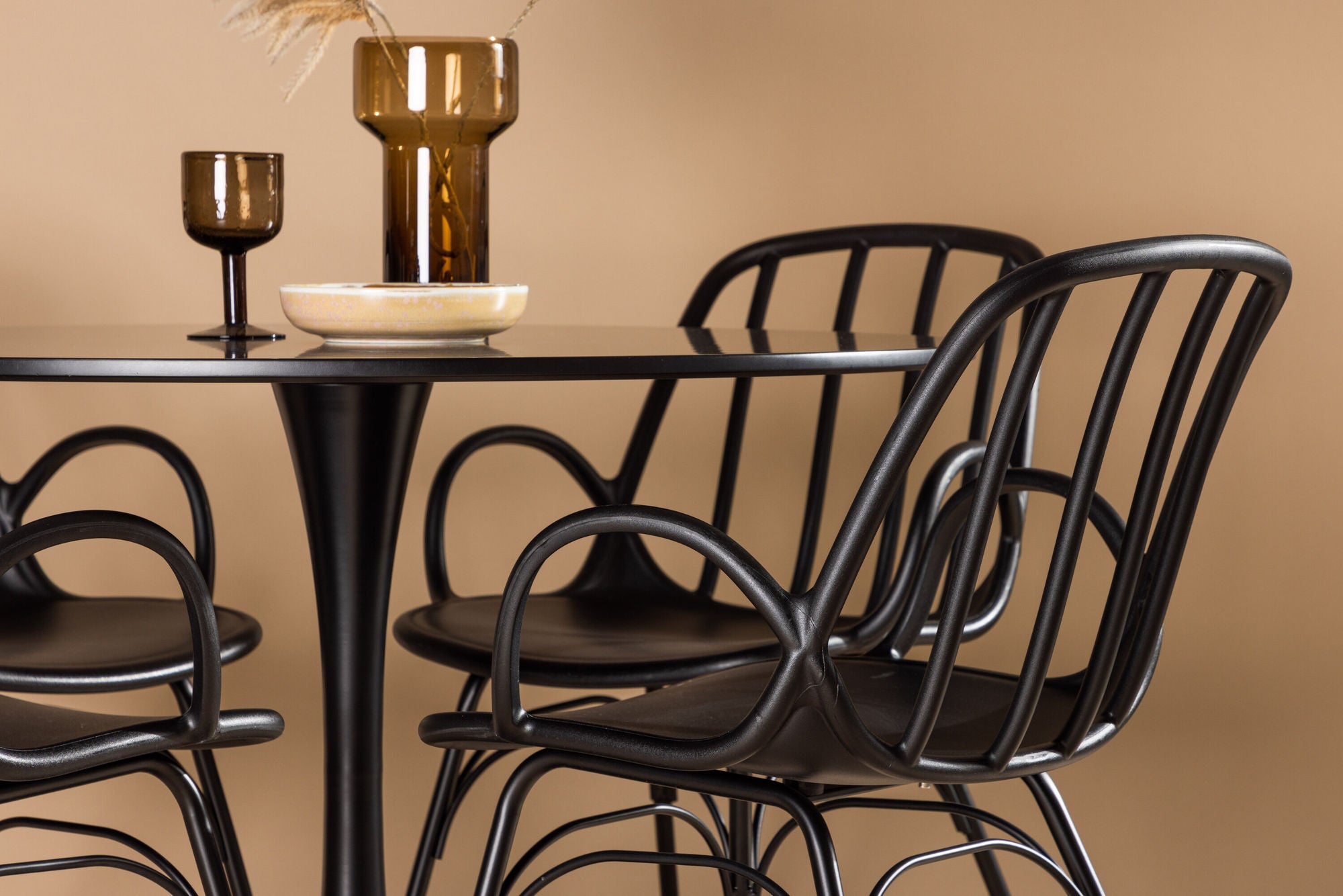 Venture Home Glade spisebord - Black / Black MDF +Dyrön Spisebordsstol - Black Polypropylene _4