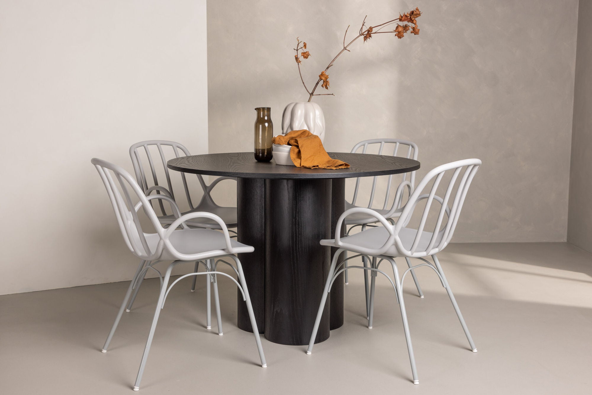 Venture Home OliviaDiningbord-Black/BlackVeneer+DyrönDiningstol-GreigePolypropylene_4
