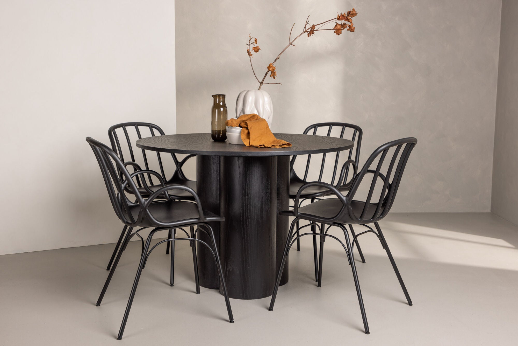 Venture Home OliviaDiningbord-Black/BlackVeneer+DyrönDiningstol-BlackPolypropylene_4