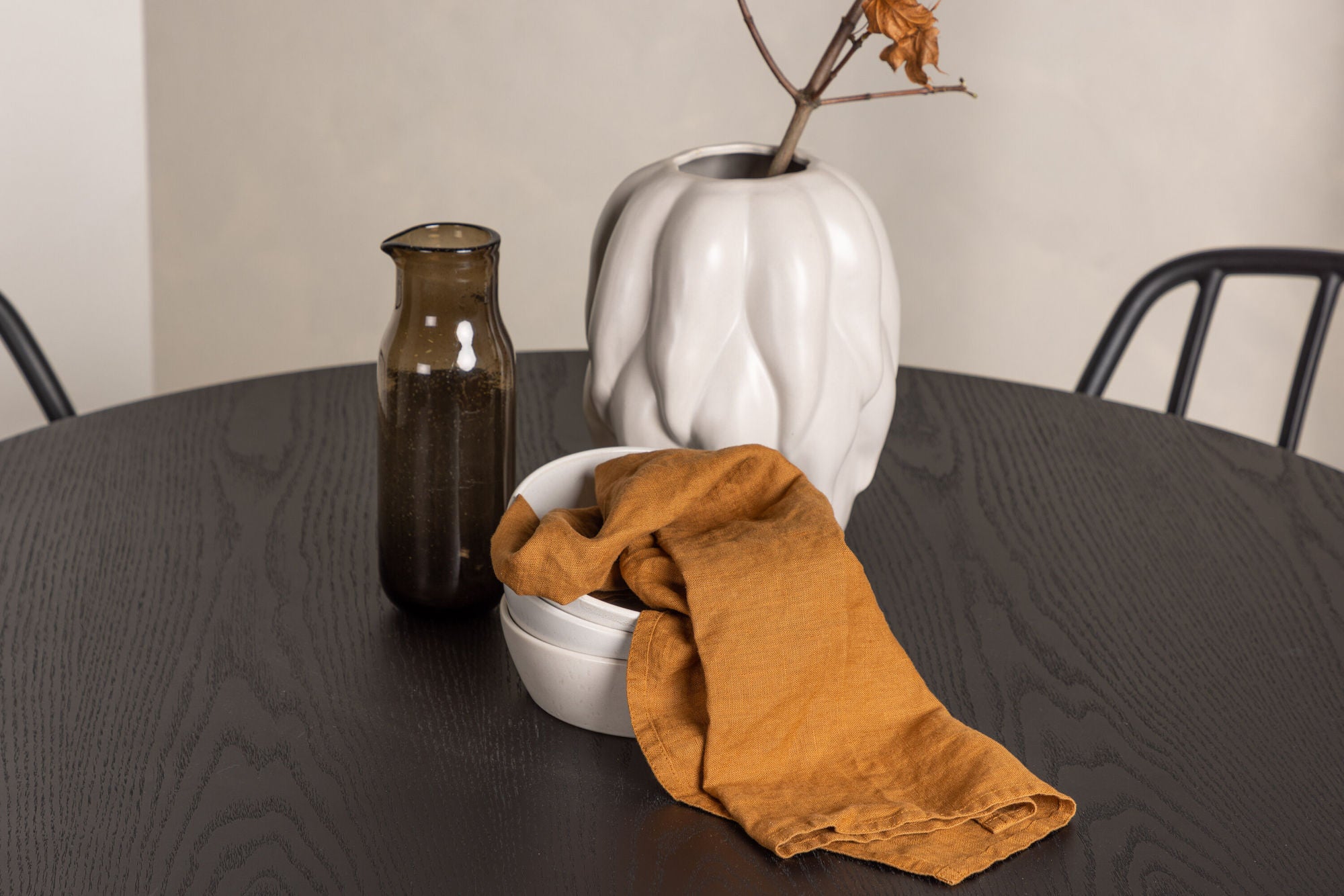 Venture Home OliviaDiningbord-Black/BlackVeneer+DyrönDiningstol-BlackPolypropylene_4