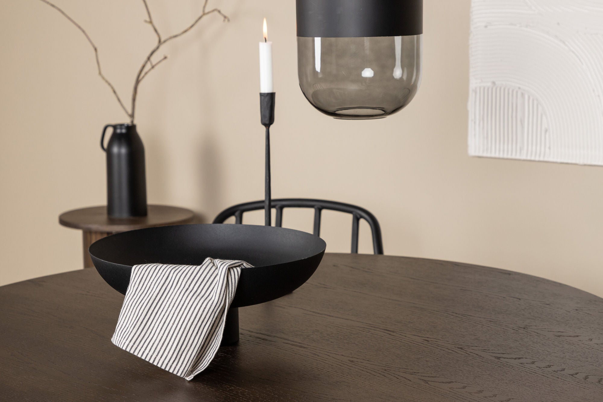 Venture Home Stone round spisebord - Black / Mocca Veneer +Dyrön Spisebordsstol - Black Polypropylene _4